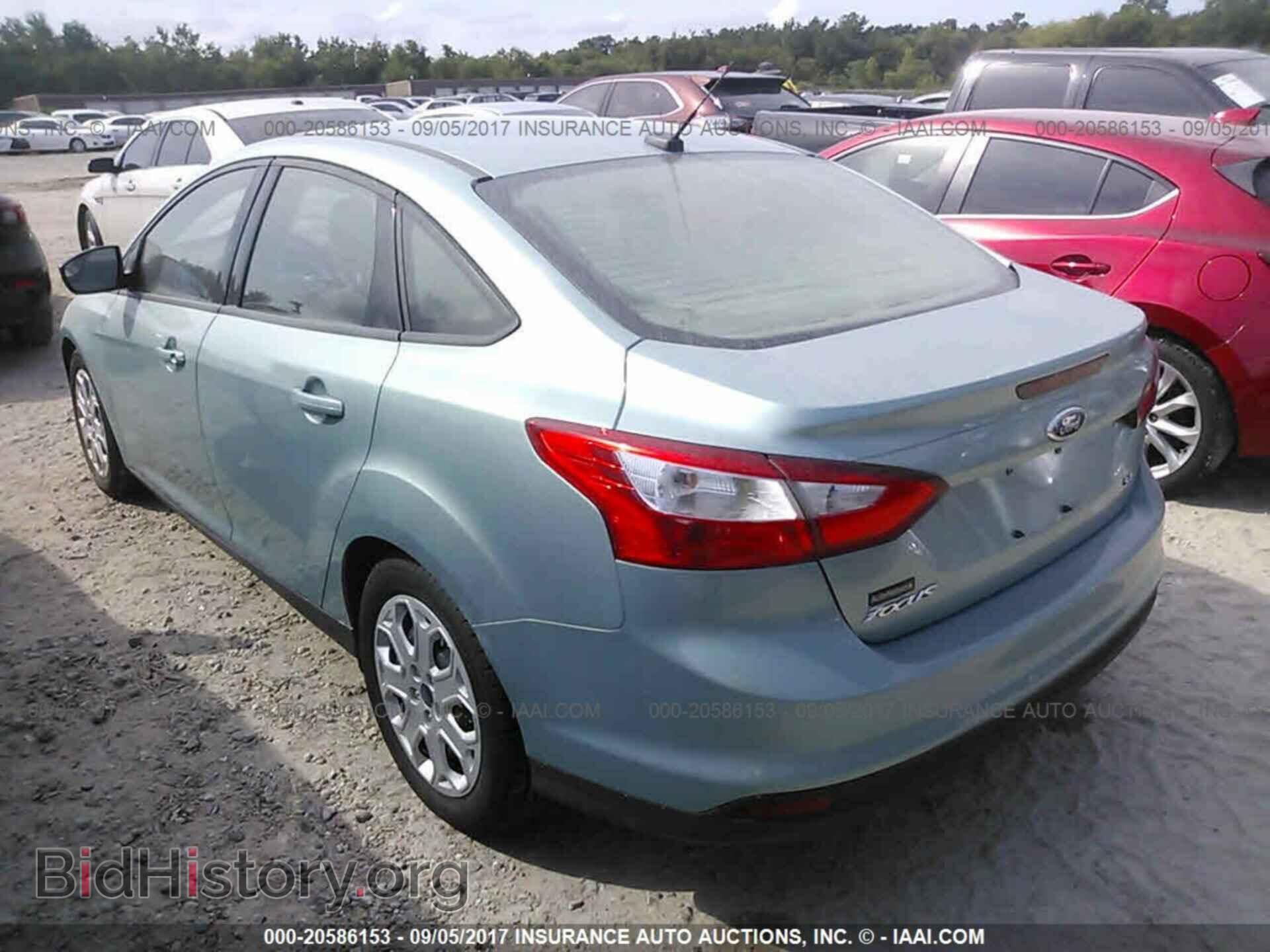 2012 Ford Focus - VIN: 1FAHP3F28CL347545 - Photo 3