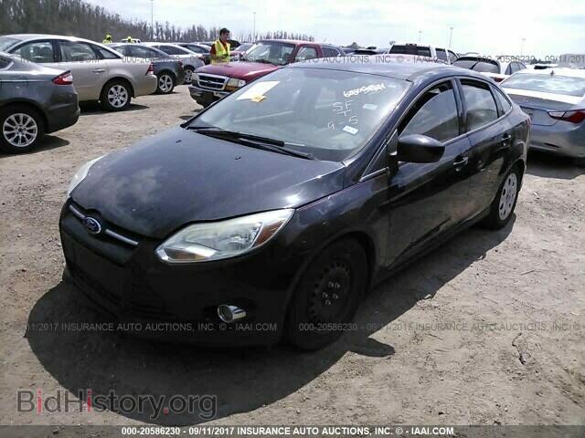 2012 Ford Focus - VIN: 1FAHP3F25CL157623 - Photo 2