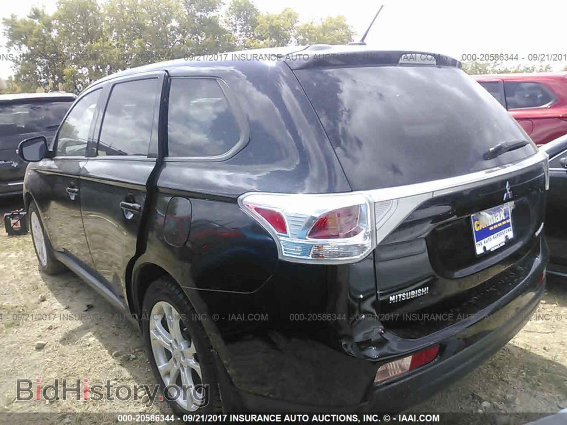 2014 Mitsubishi Outlander - VIN: JA4AD3A32EZ015535 - Фото 3