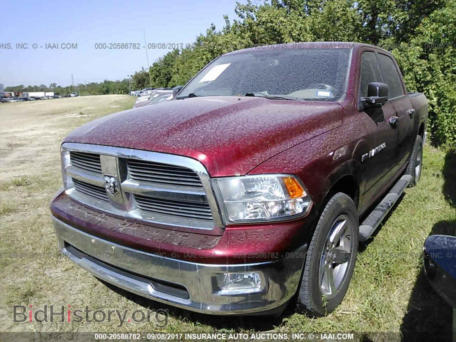 2012 Dodge Ram 1500 - VIN: 1C6RD7LT0CS254995 - Фото 2