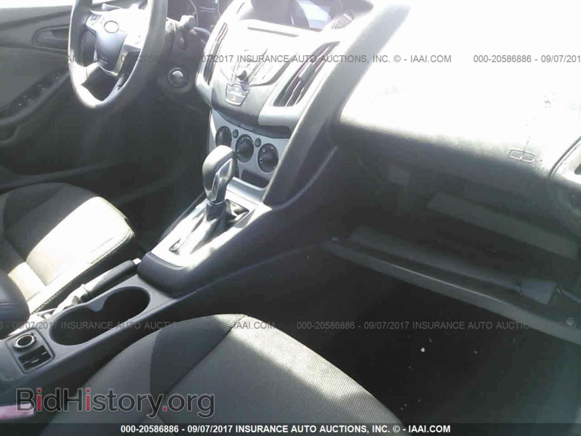 2012 Ford Focus - VIN: 1FAHP3F21CL169932 - Photo 5