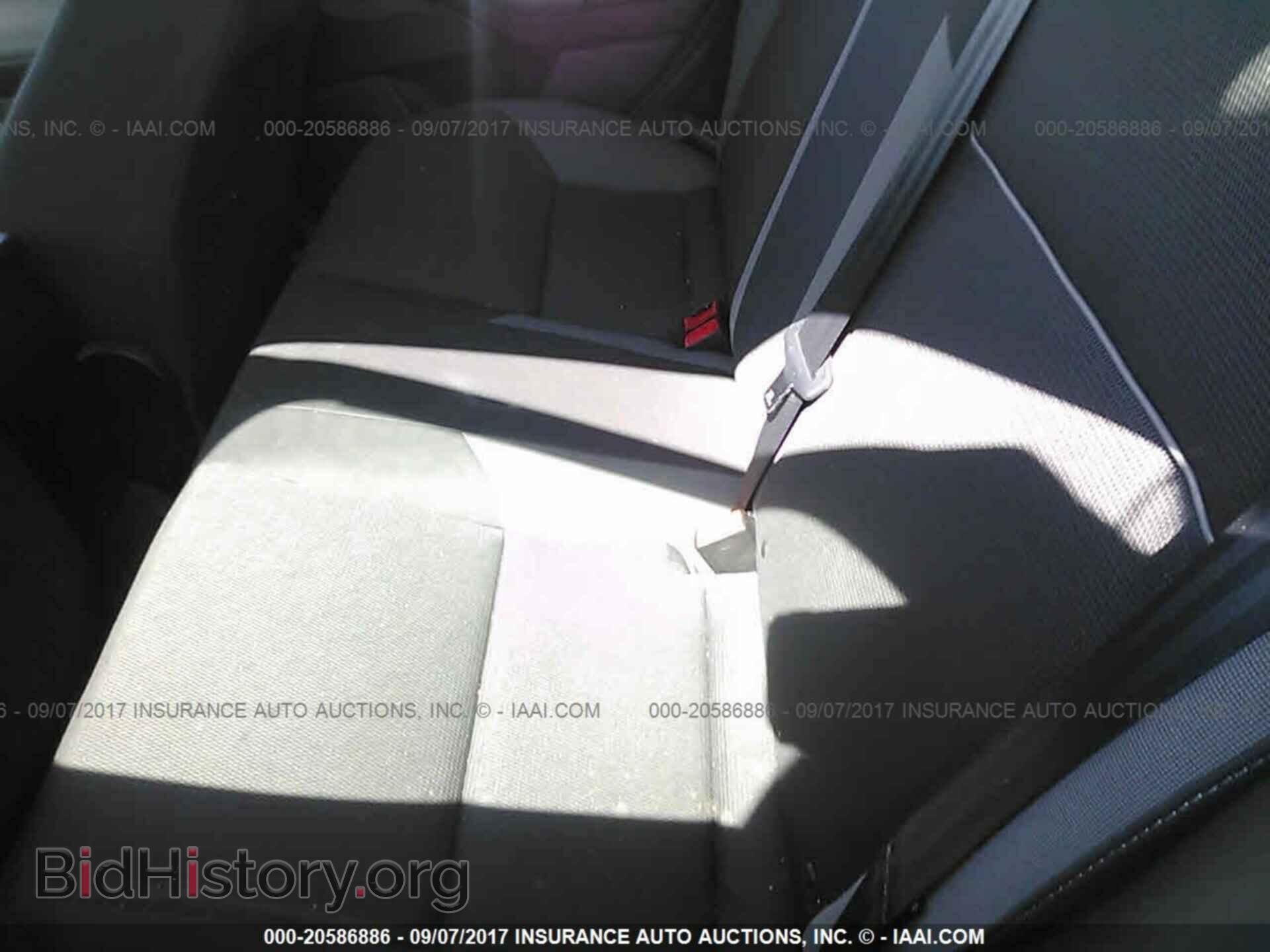 2012 Ford Focus - VIN: 1FAHP3F21CL169932 - Photo 8