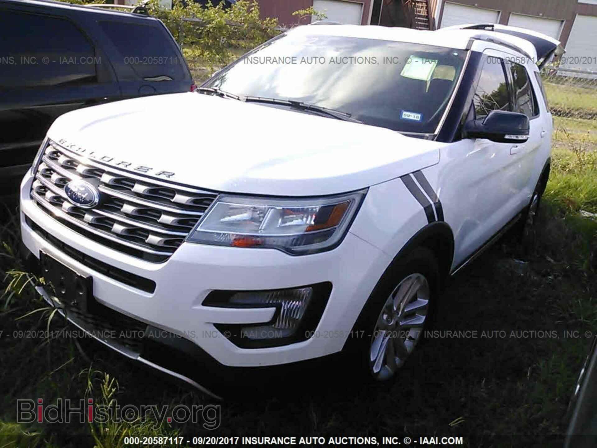 2017 Ford Explorer - VIN: 1FM5K7D81HGA10947 - Photo 2