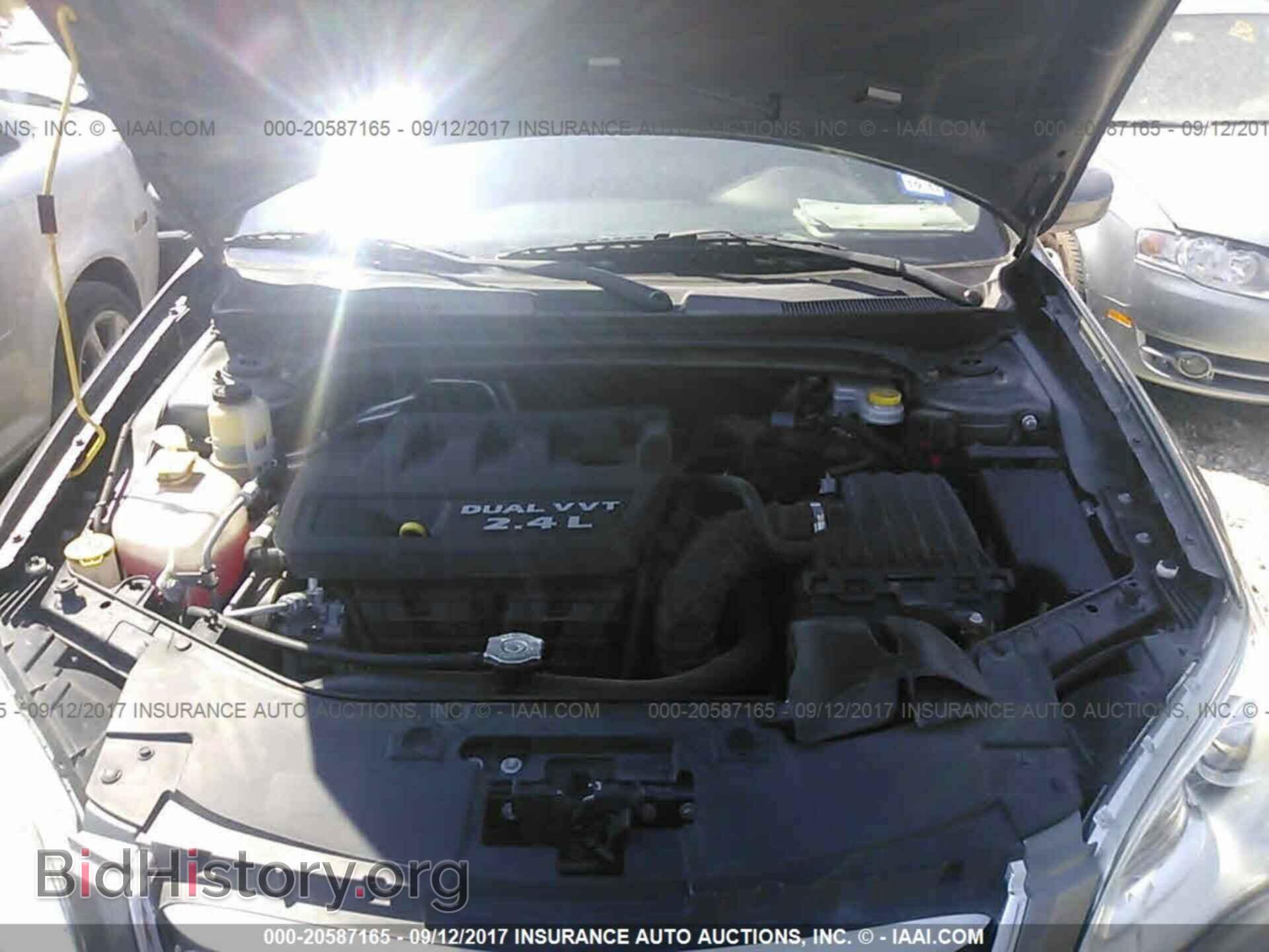 2013 Chrysler 200 - VIN: 1C3CCBBB1DN513124 - Photo 10