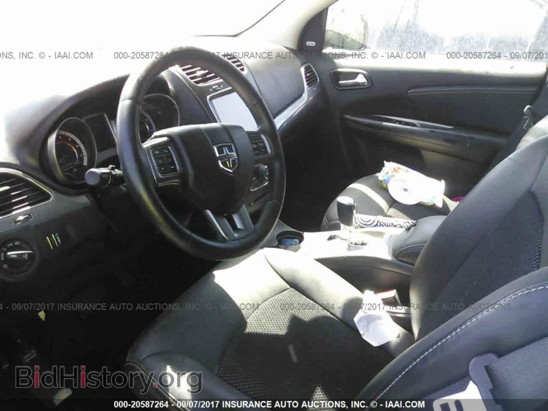 2014 Dodge Journey - VIN: 3C4PDCGG4ET312257 - Фото 5