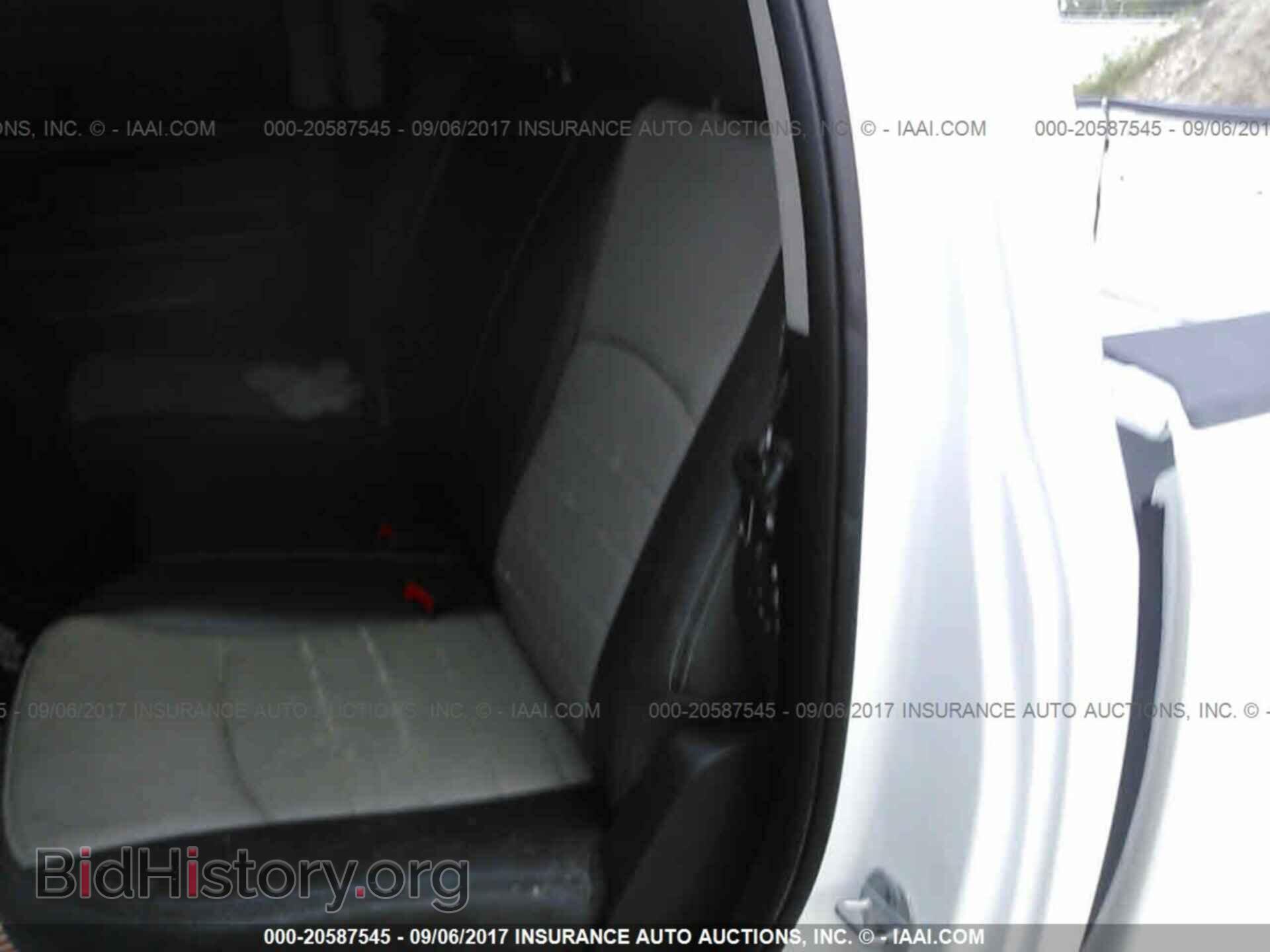 2012 Dodge Ram 1500 - VIN: 1C6RD7KTXCS254035 - Photo 8