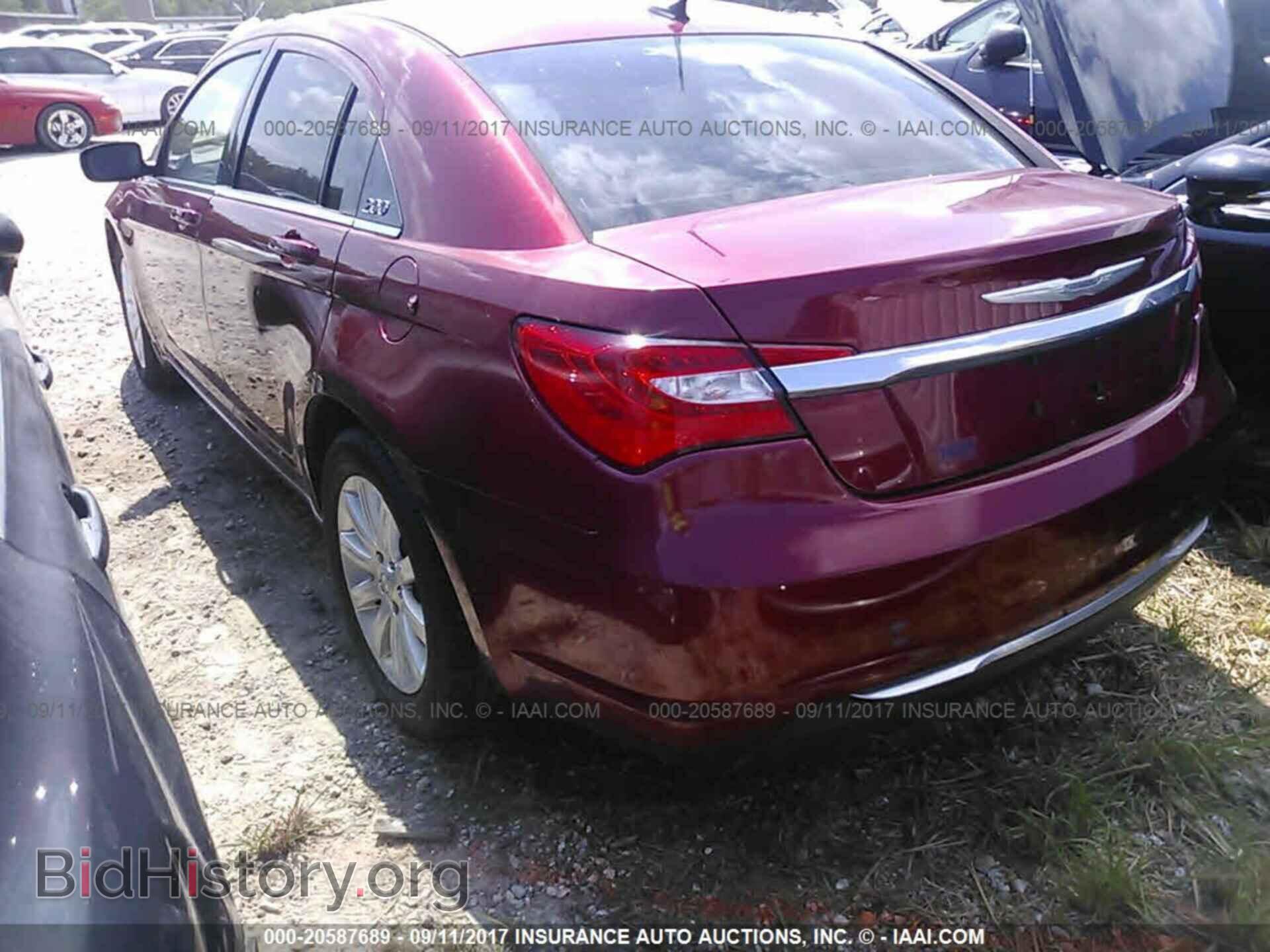 2013 Chrysler 200 - VIN: 1C3CCBBB7DN706409 - Photo 3