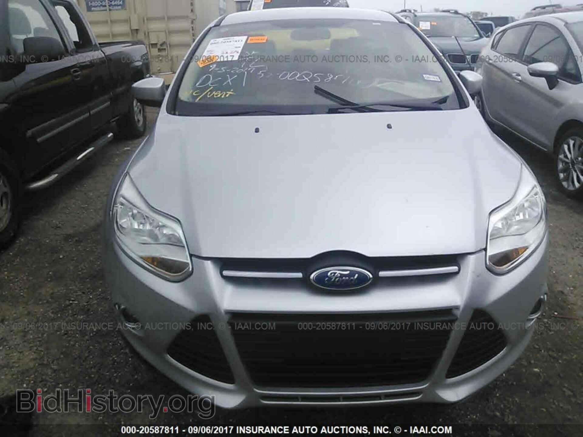 2012 Ford Focus - VIN: 1FAHP3F27CL142041 - Photo 6