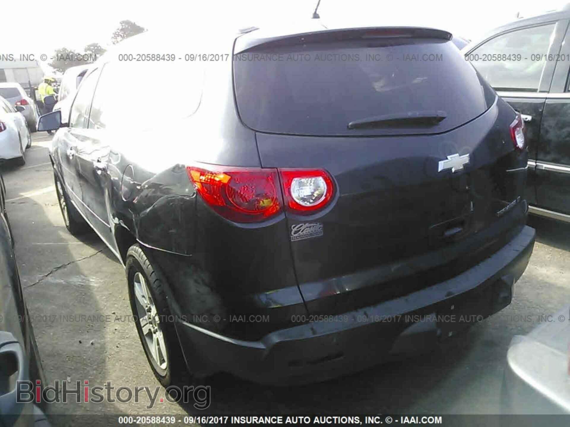 2012 Chevrolet Traverse - VIN: 1GNKRGED4CJ180074 - Фото 3