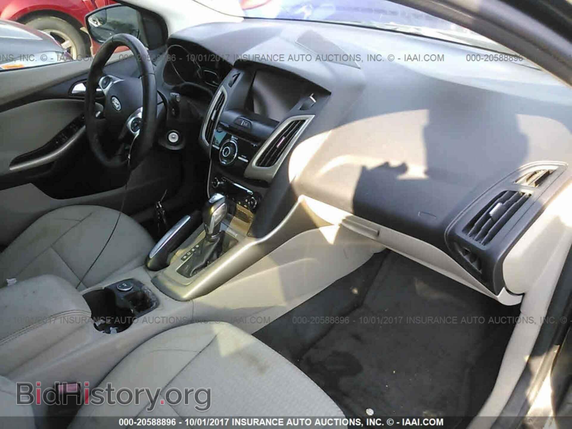2012 Ford Focus - VIN: 1FAHP3M22CL304483 - Фото 5
