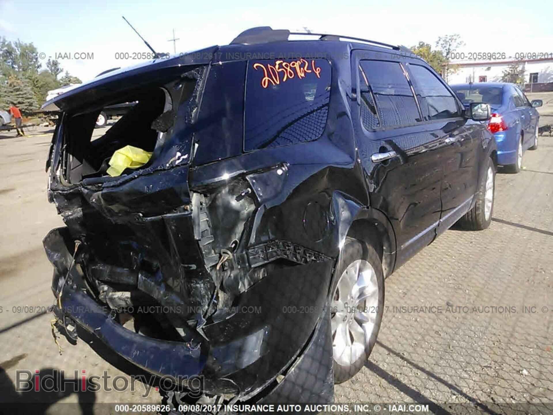 2013 Ford Explorer - VIN: 1FM5K8D80DGB98456 - Photo 4