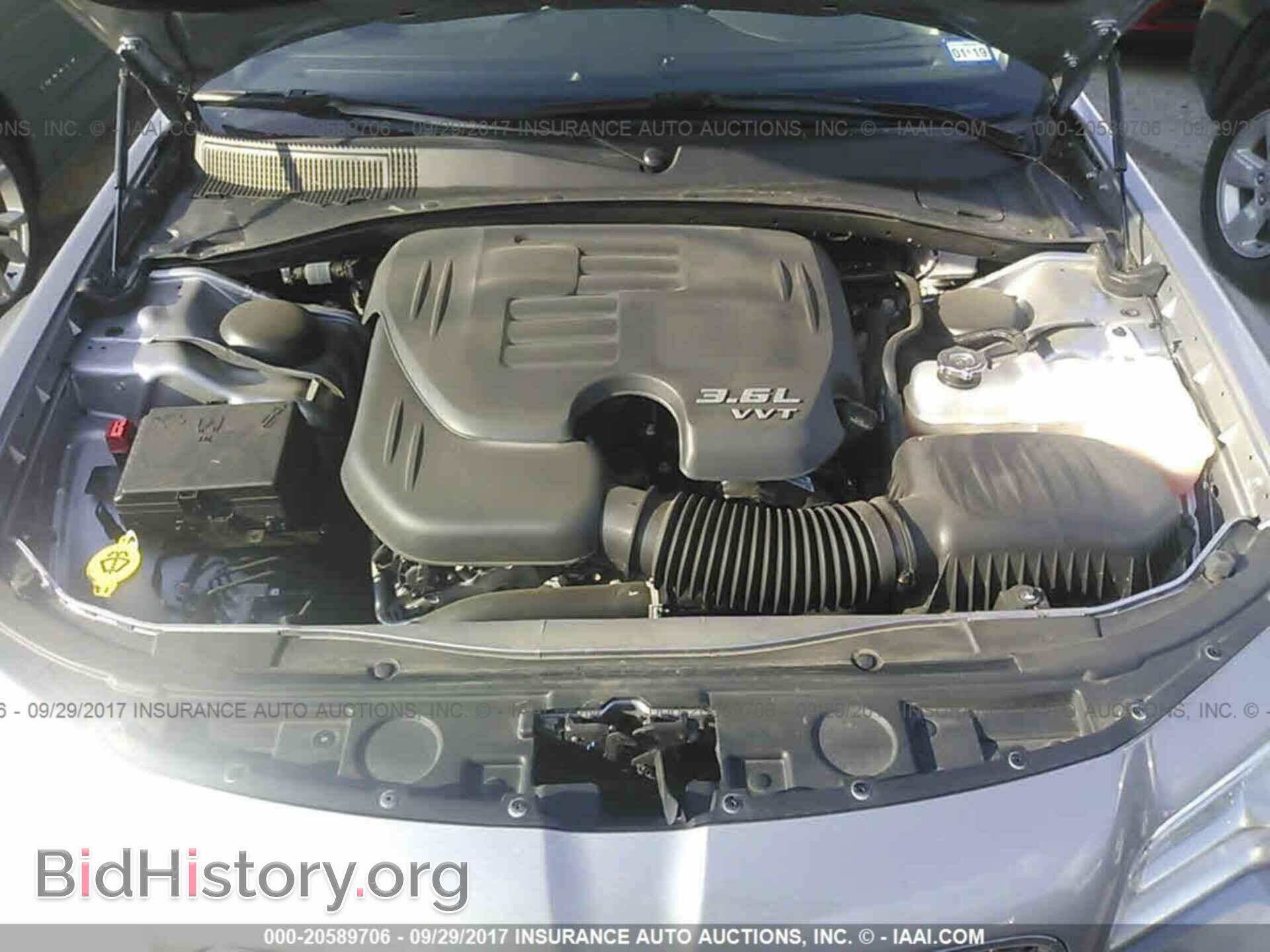 2017 Chrysler 300c - VIN: 2C3CCAEG7HH570637 - Фото 10