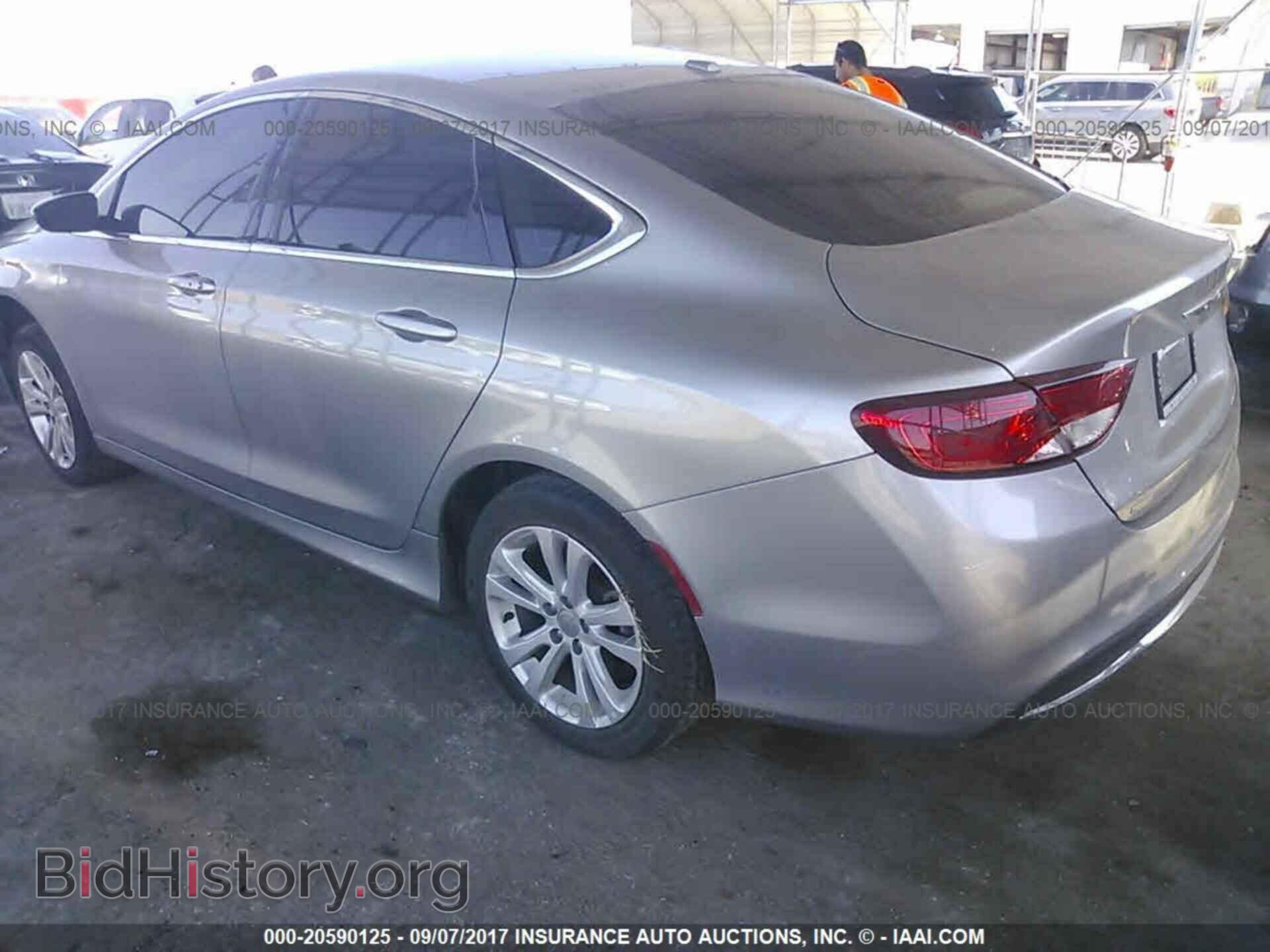 2015 Chrysler 200 - VIN: 1C3CCCAB6FN719064 - Photo 3