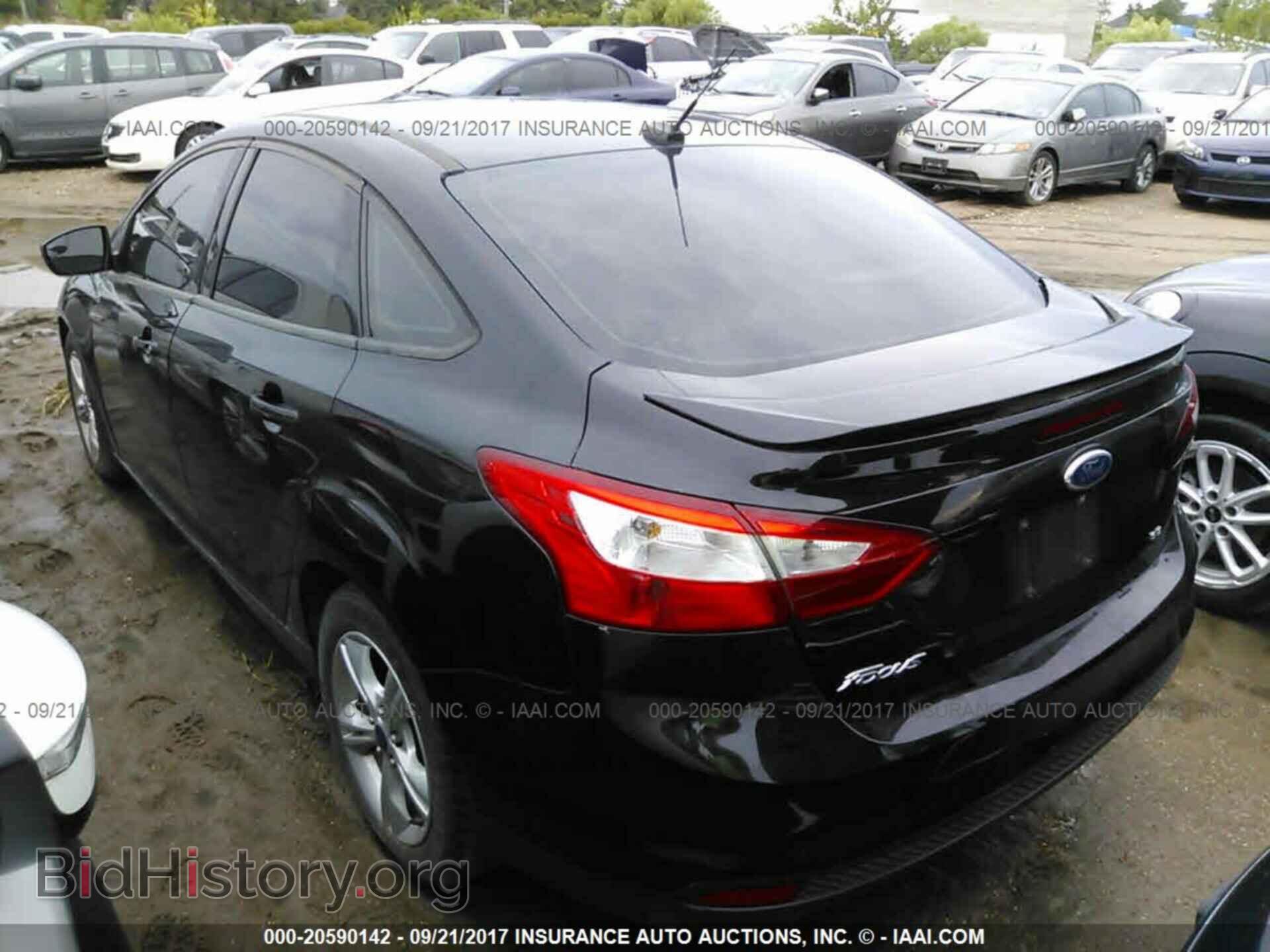 2012 Ford Focus - VIN: 1FAHP3F25CL272769 - Photo 3