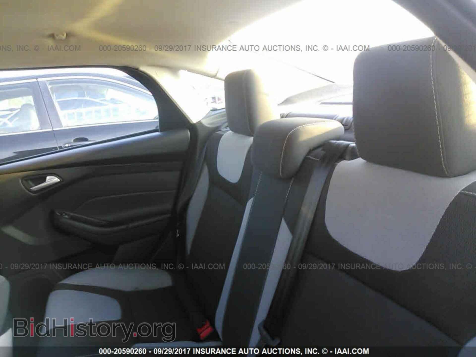 2014 Ford Focus - VIN: 1FADP3F29EL412694 - Photo 8