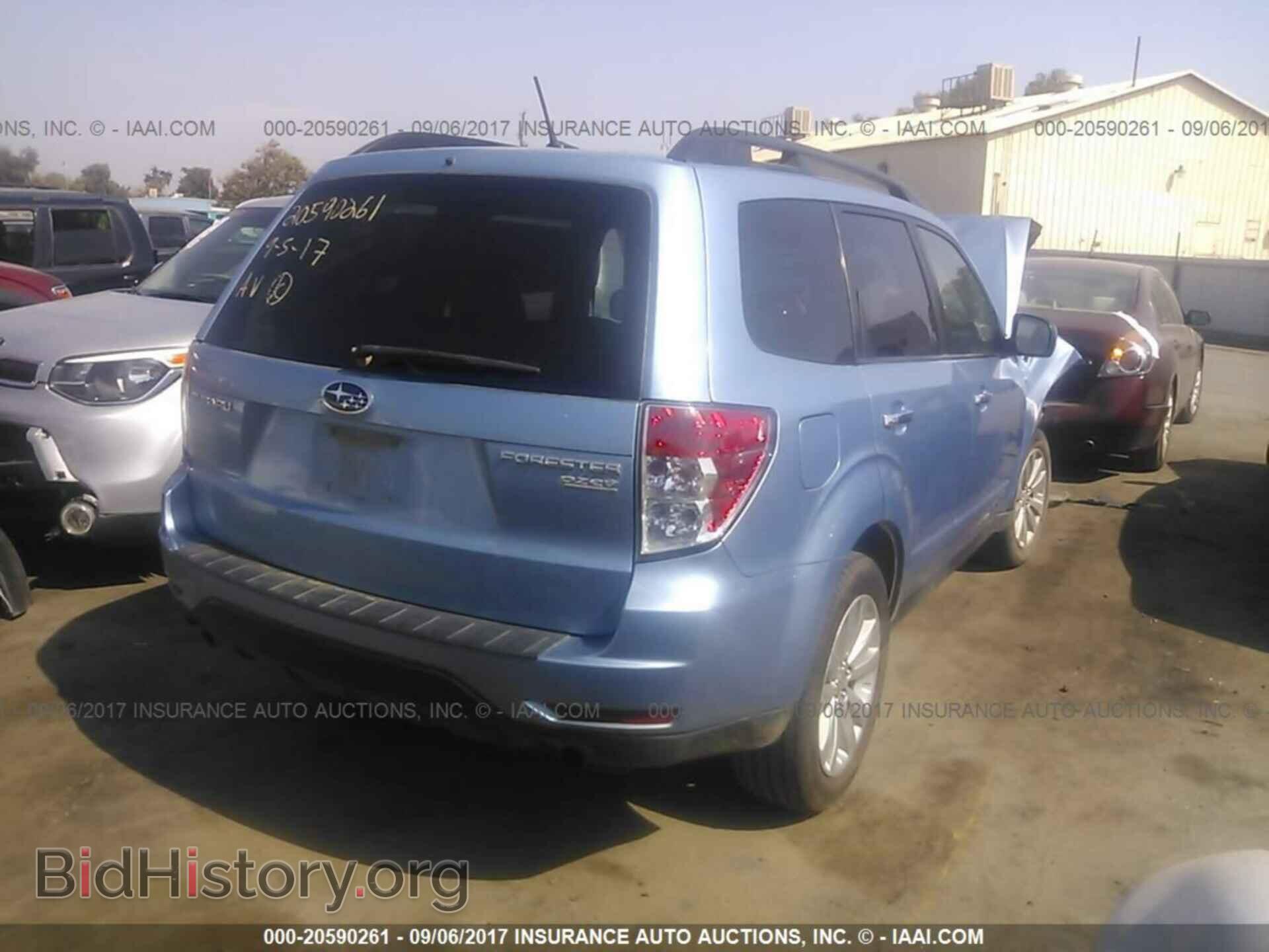 2011 Subaru Forester - VIN: JF2SHADC2BH712222 - Фото 4