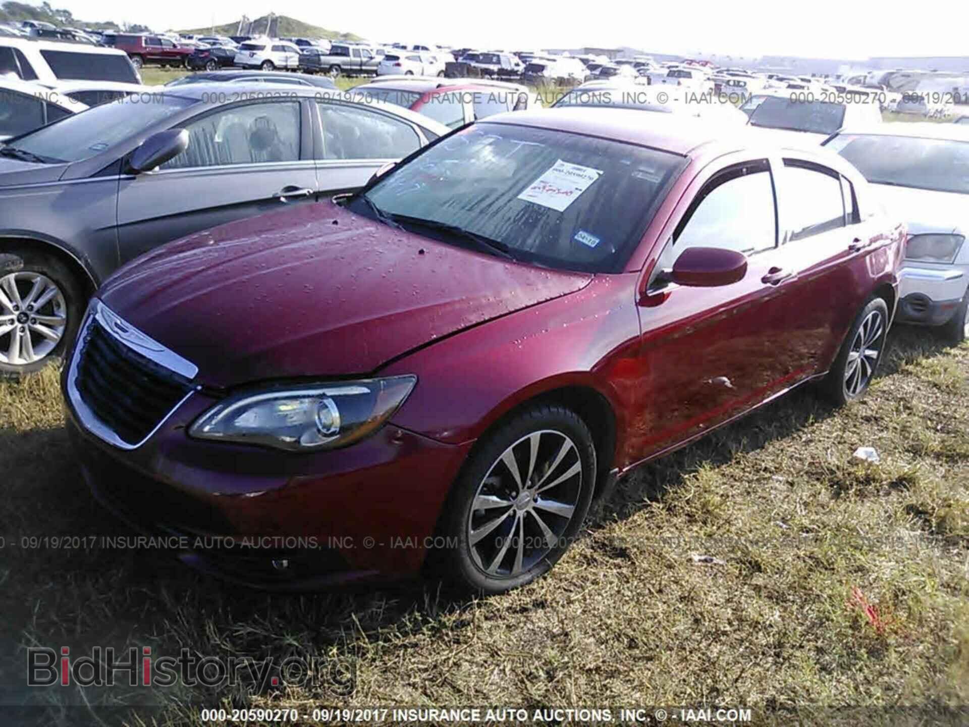 2013 Chrysler 200 - VIN: 1C3CCBBB3DN633376 - Photo 2