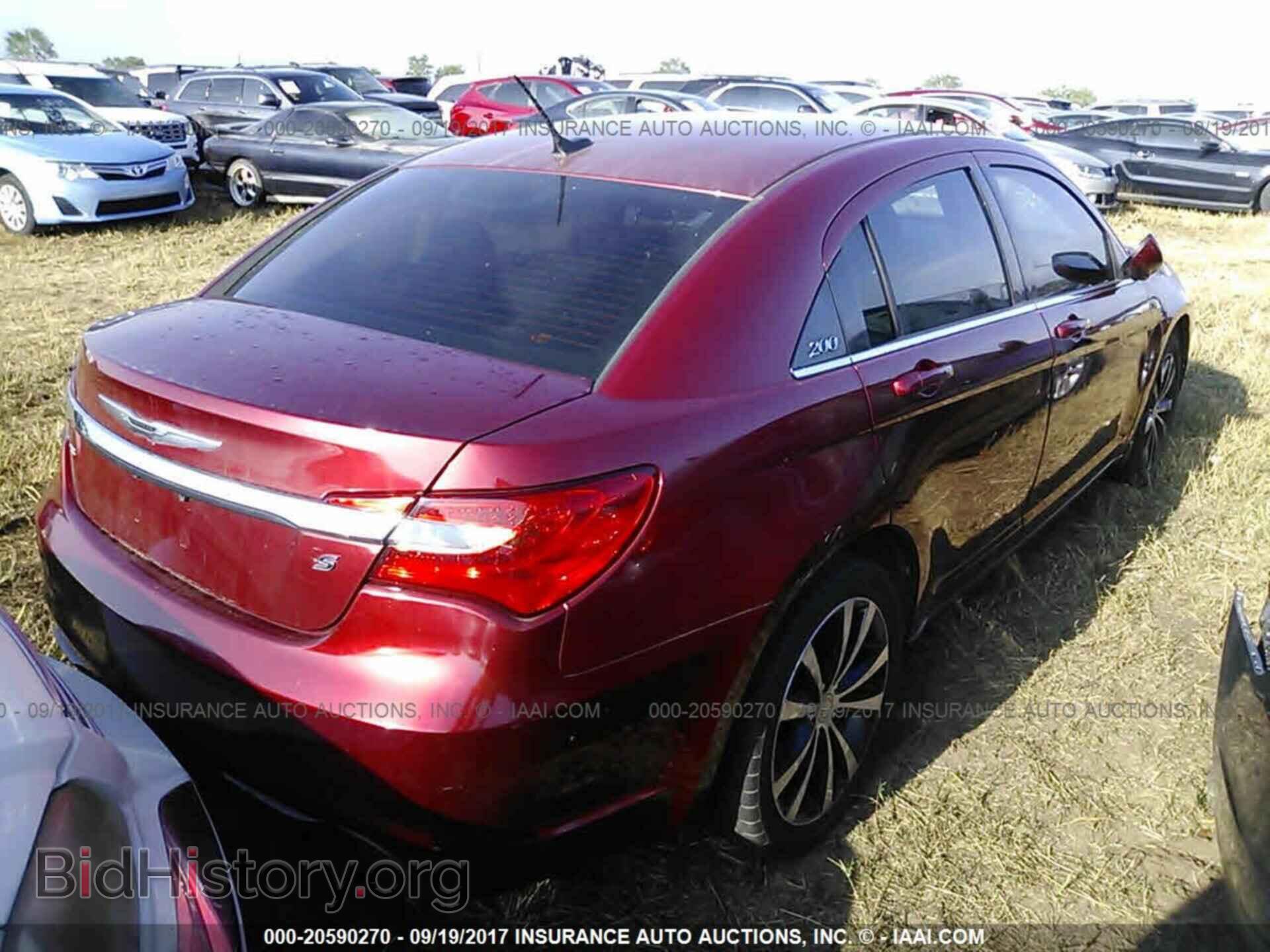 2013 Chrysler 200 - VIN: 1C3CCBBB3DN633376 - Photo 4