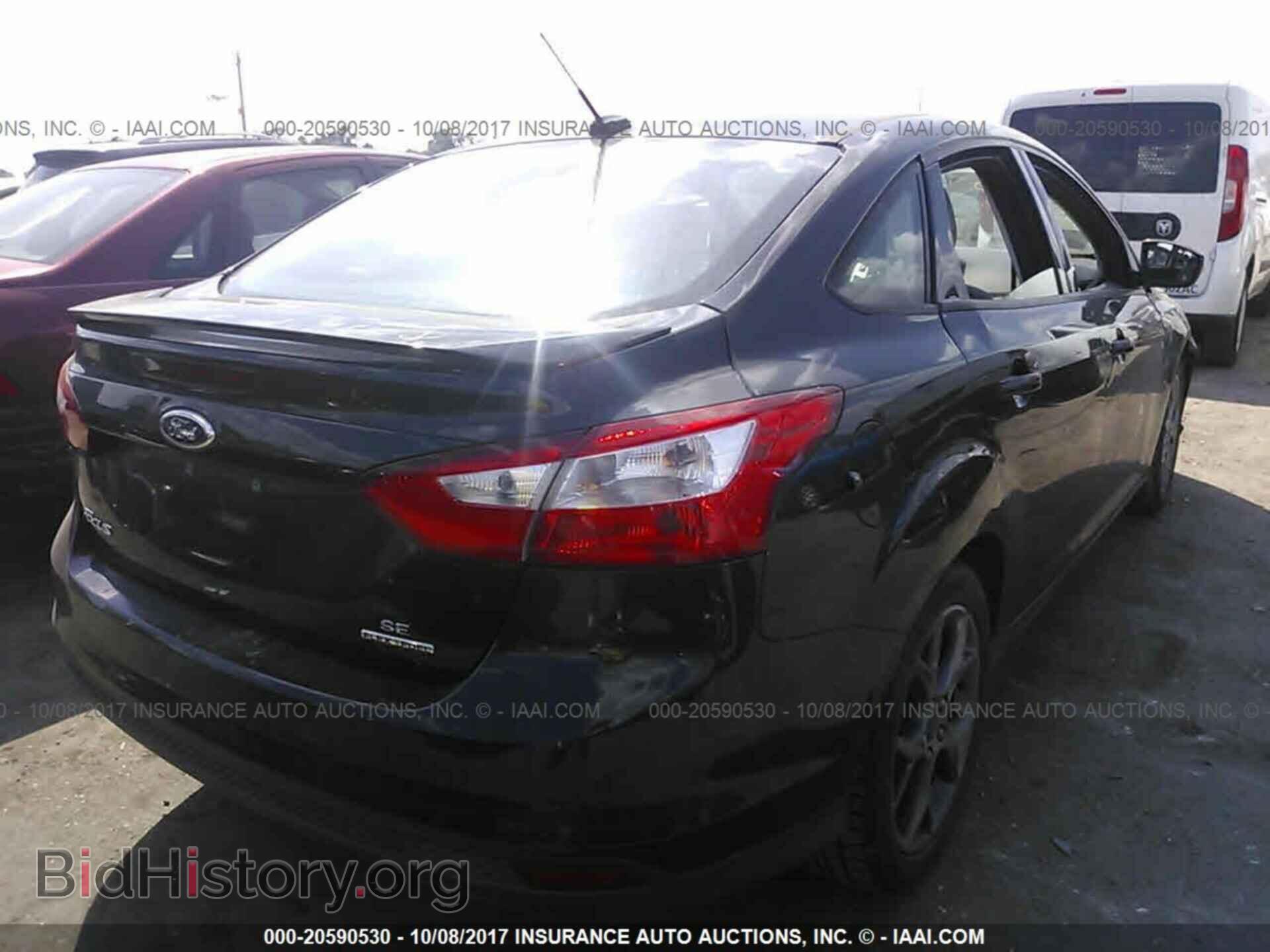 2013 Ford Focus - VIN: 1FADP3F20DL337074 - Photo 4