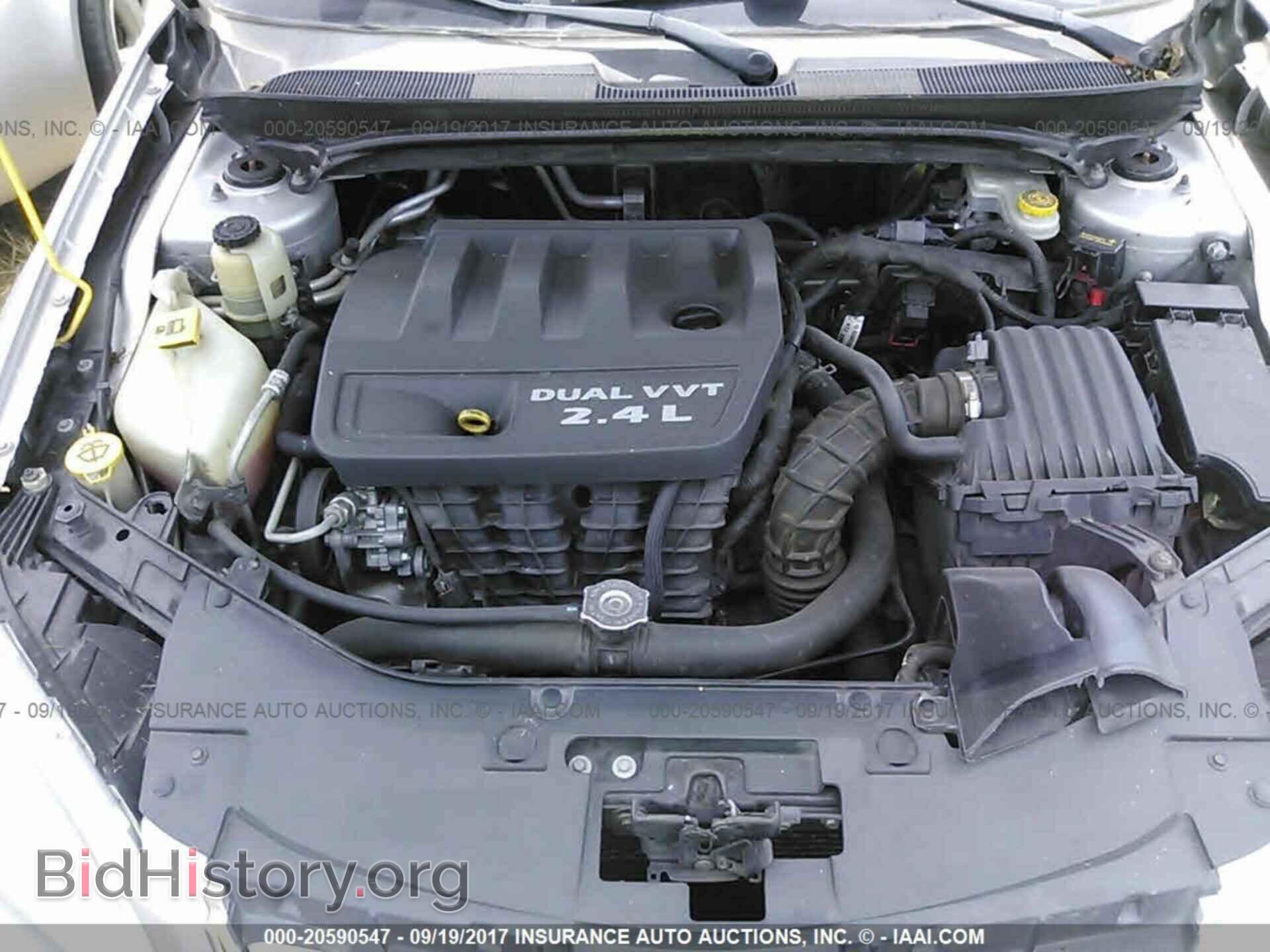 2012 Chrysler 200 - VIN: 1C3CCBBB2CN176252 - Фото 10
