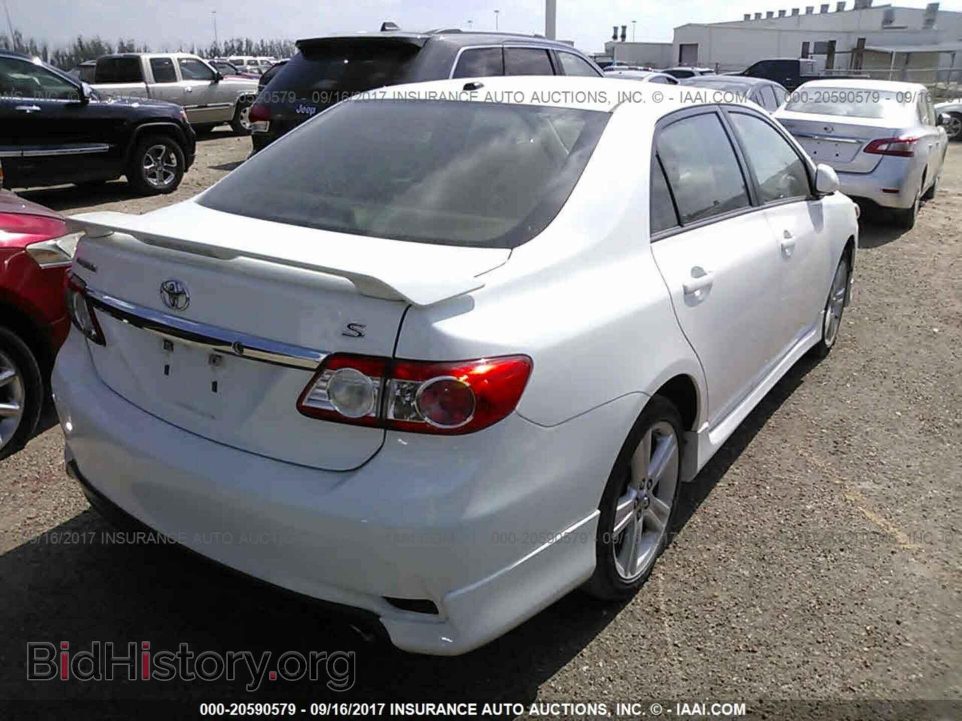 2013 Toyota Corolla - VIN: 5YFBU4EEXDP167521 - Photo 4
