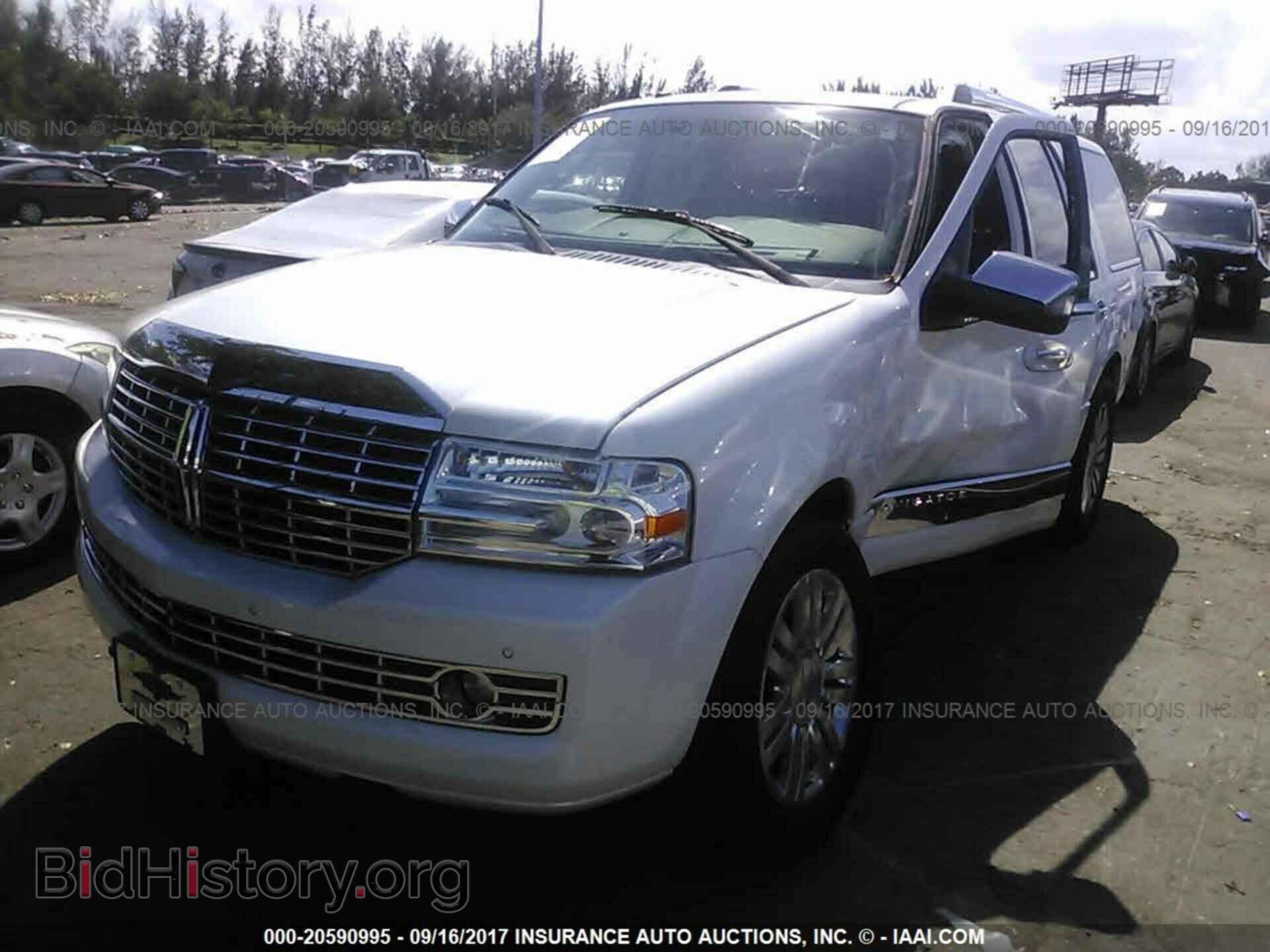 2012 Lincoln Navigator - VIN: 5LMJJ2H55CEL04535 - Фото 2