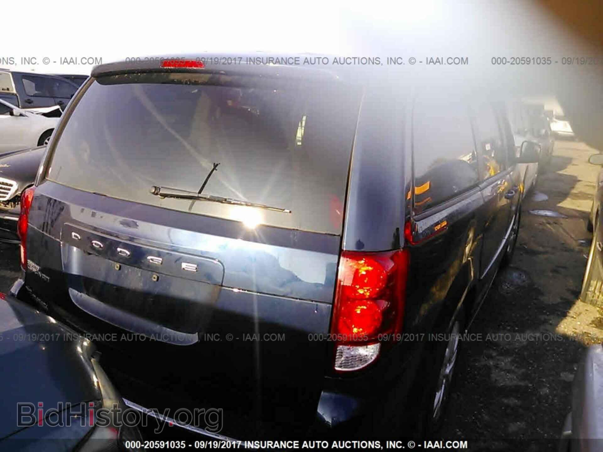 2017 Dodge Grand caravan - VIN: 2C4RDGBG4HR683045 - Photo 4