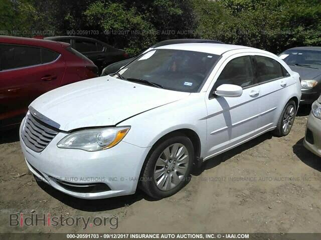 2012 Chrysler 200 - VIN: 1C3CCBAB7CN214334 - Фото 2