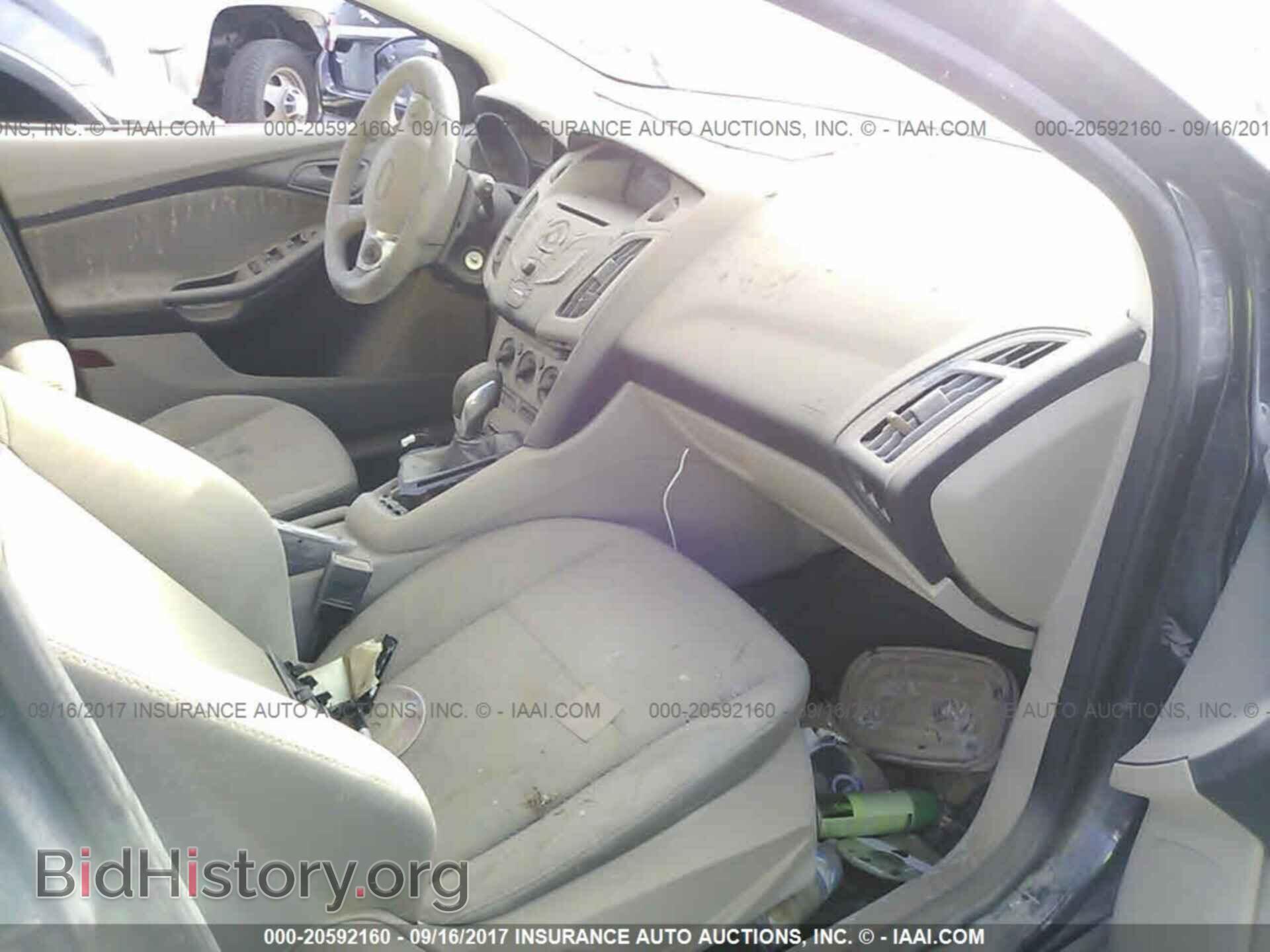 2012 Ford Focus - VIN: 1FAHP3K23CL375596 - Photo 5