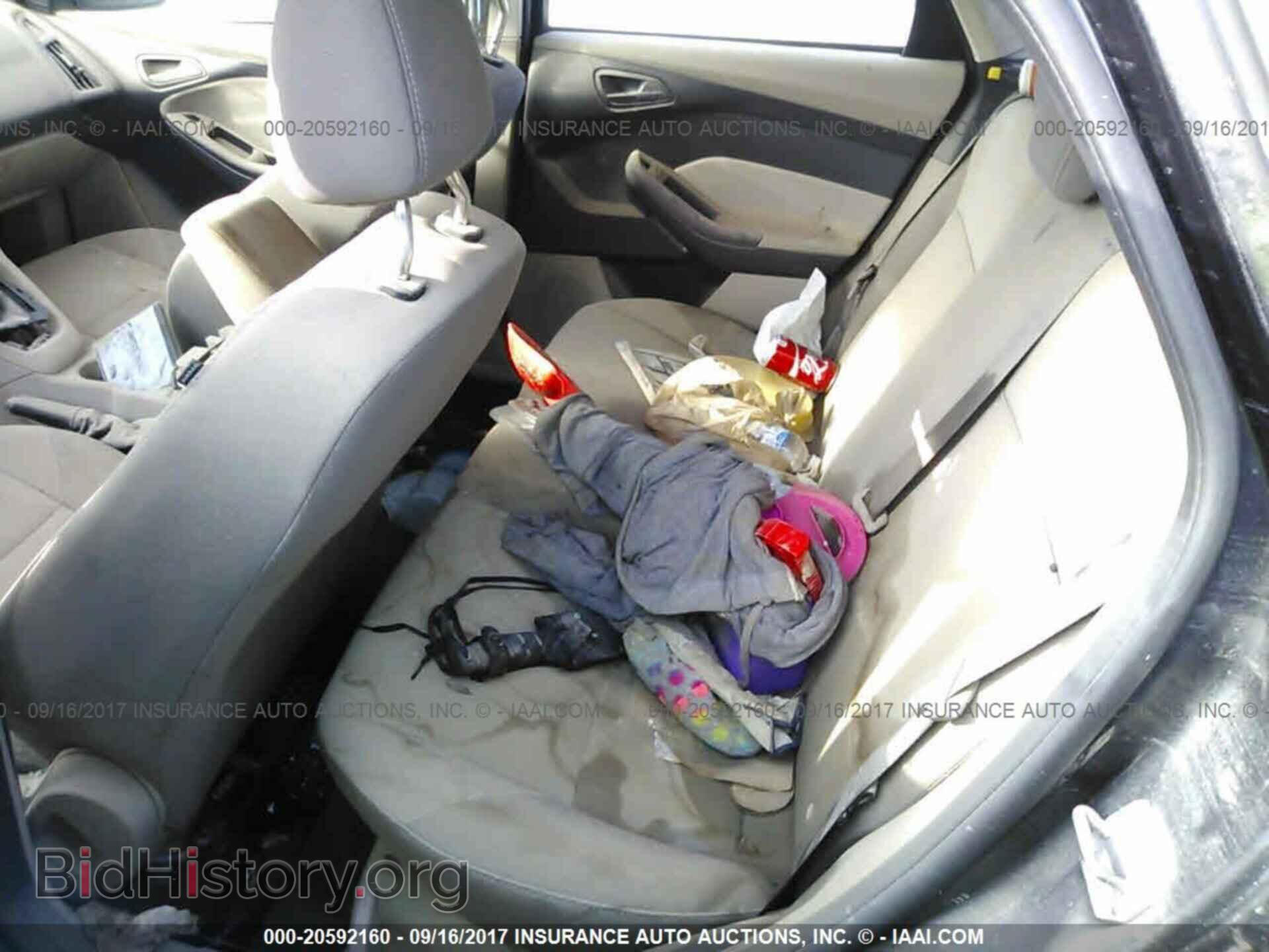 2012 Ford Focus - VIN: 1FAHP3K23CL375596 - Photo 8