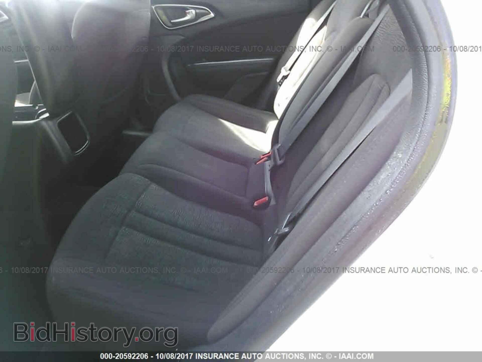 2016 Chrysler 200 - VIN: 1C3CCCAB3GN143399 - Photo 8