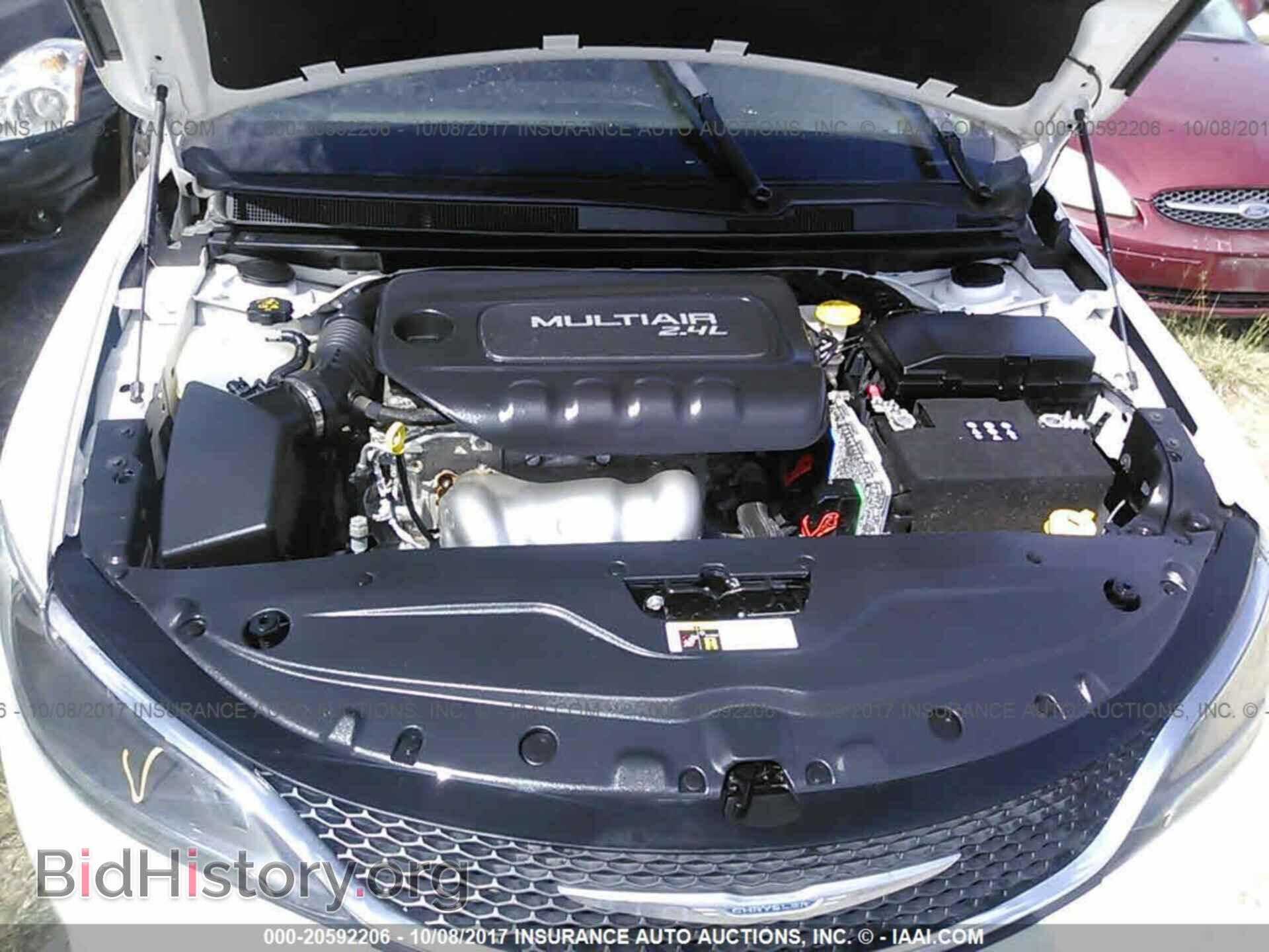 2016 Chrysler 200 - VIN: 1C3CCCAB3GN143399 - Photo 10