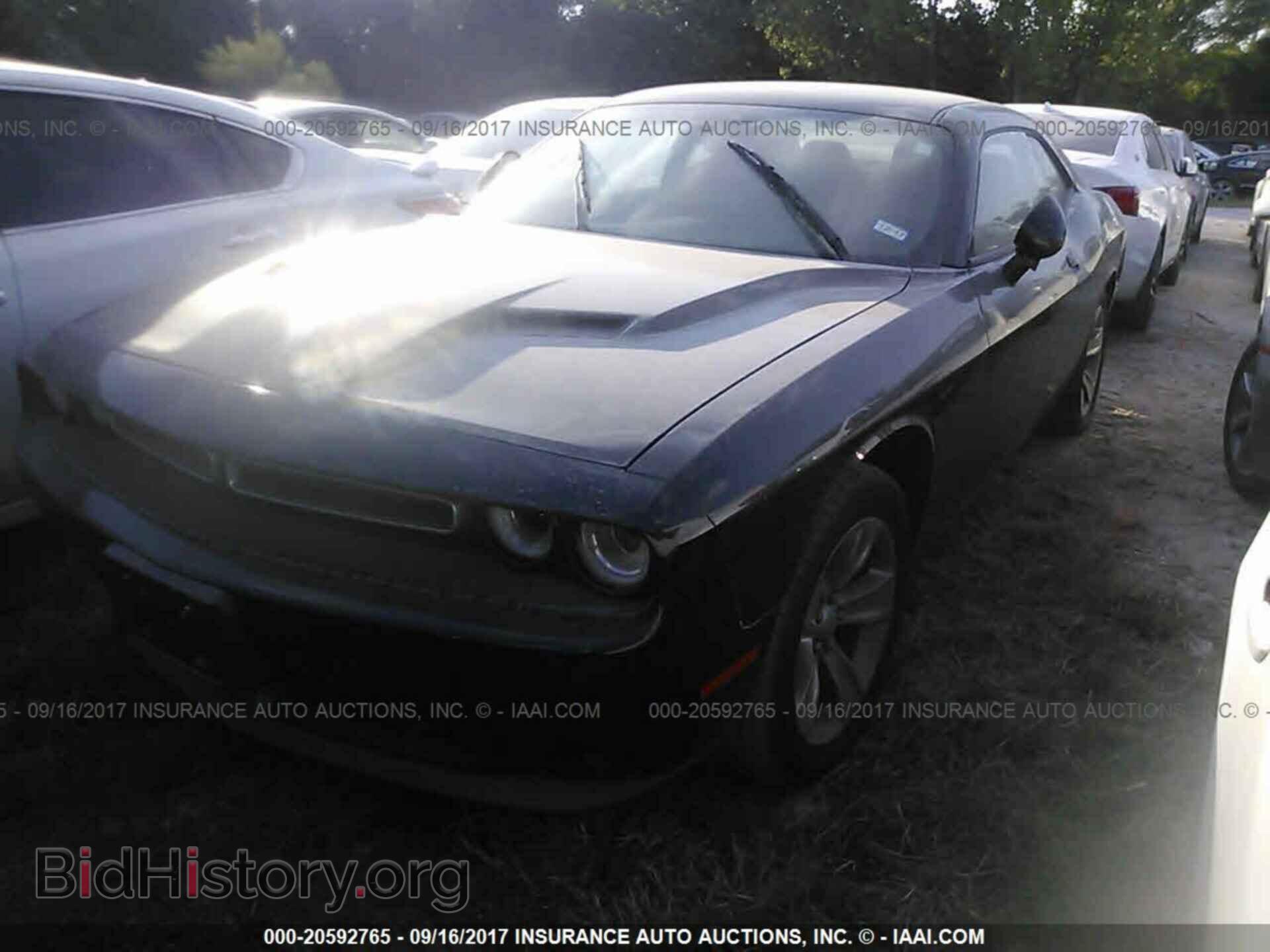 2016 Dodge Challenger - VIN: 2C3CDZAG3GH157565 - Photo 2