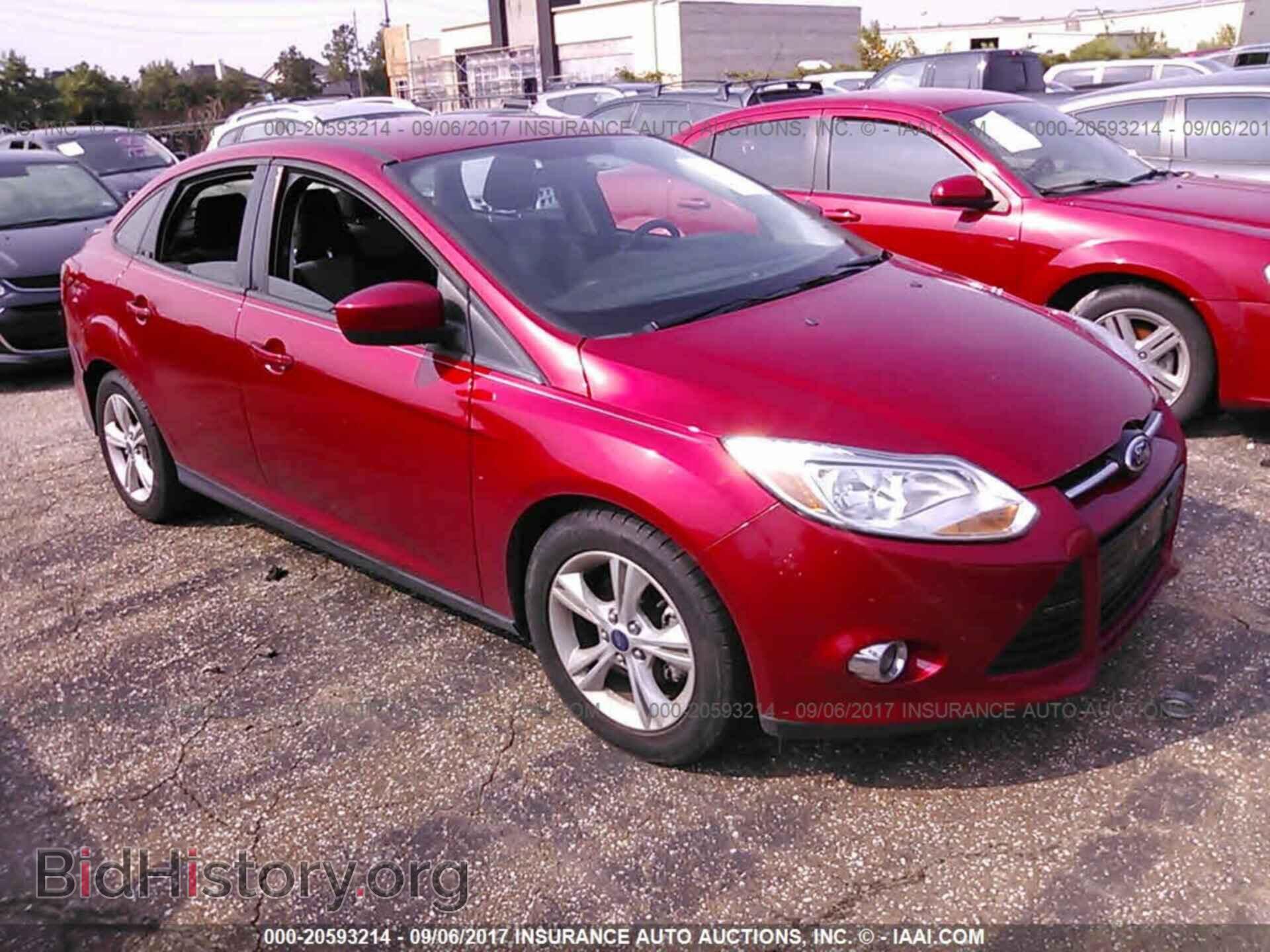 Photo 1FAHP3F22CL347928 - Ford Focus 2012