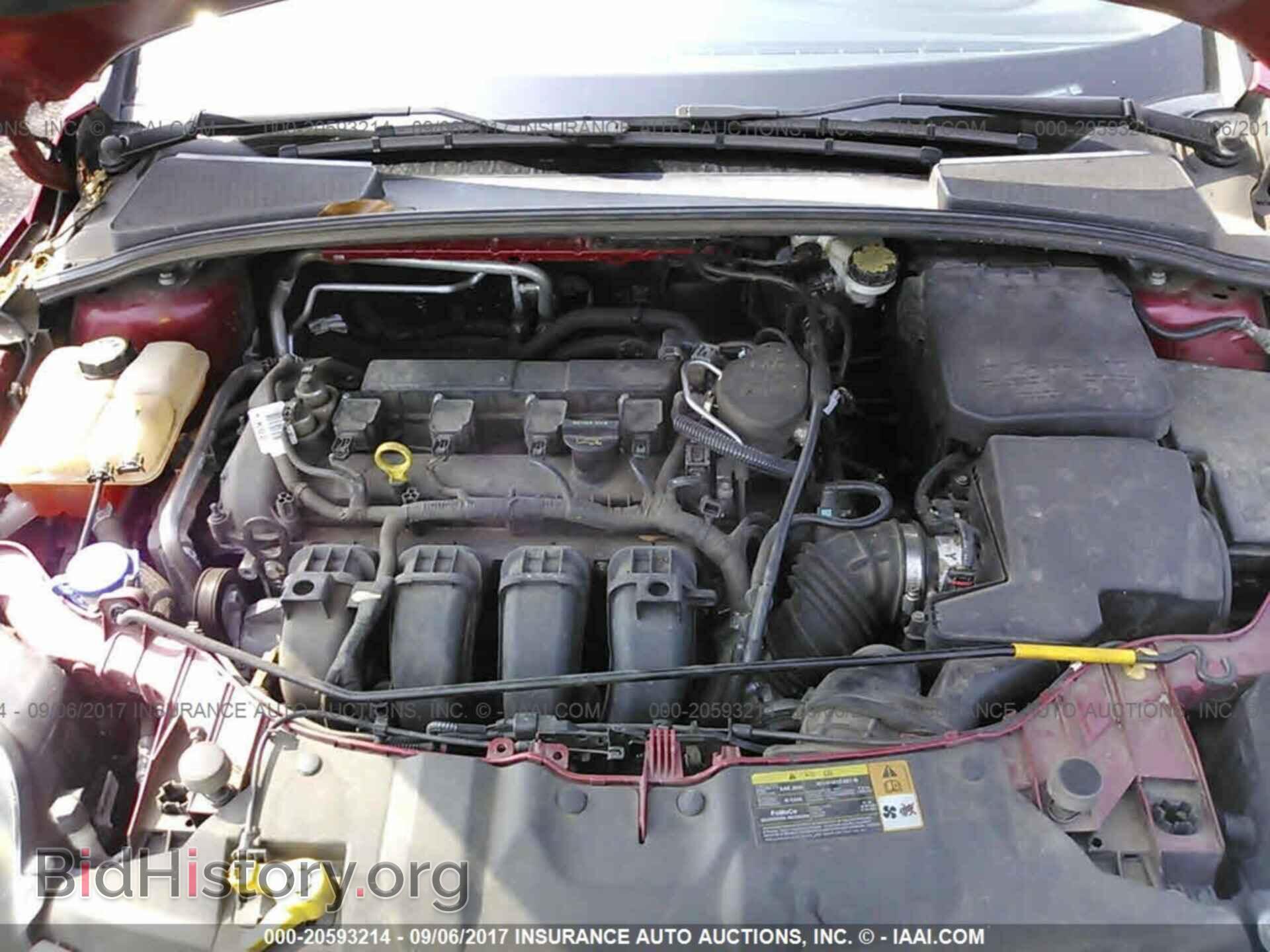 2012 Ford Focus - VIN: 1FAHP3F22CL347928 - Photo 10