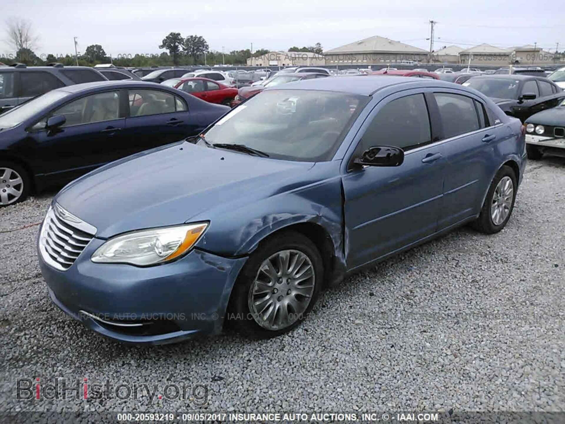 2011 Chrysler 200 - VIN: 1C3BC4FB5BN552507 - Photo 6