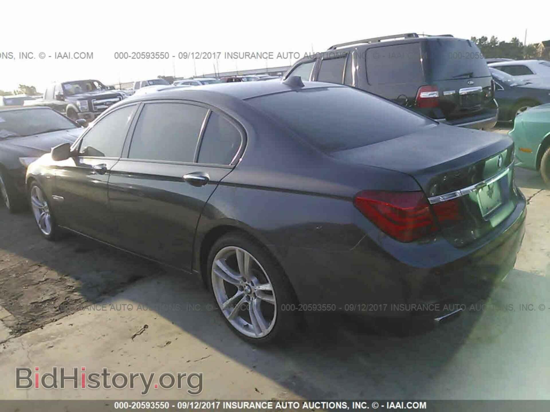 2012 Bmw 750 - VIN: WBAKB8C57CC962496 - Фото 3