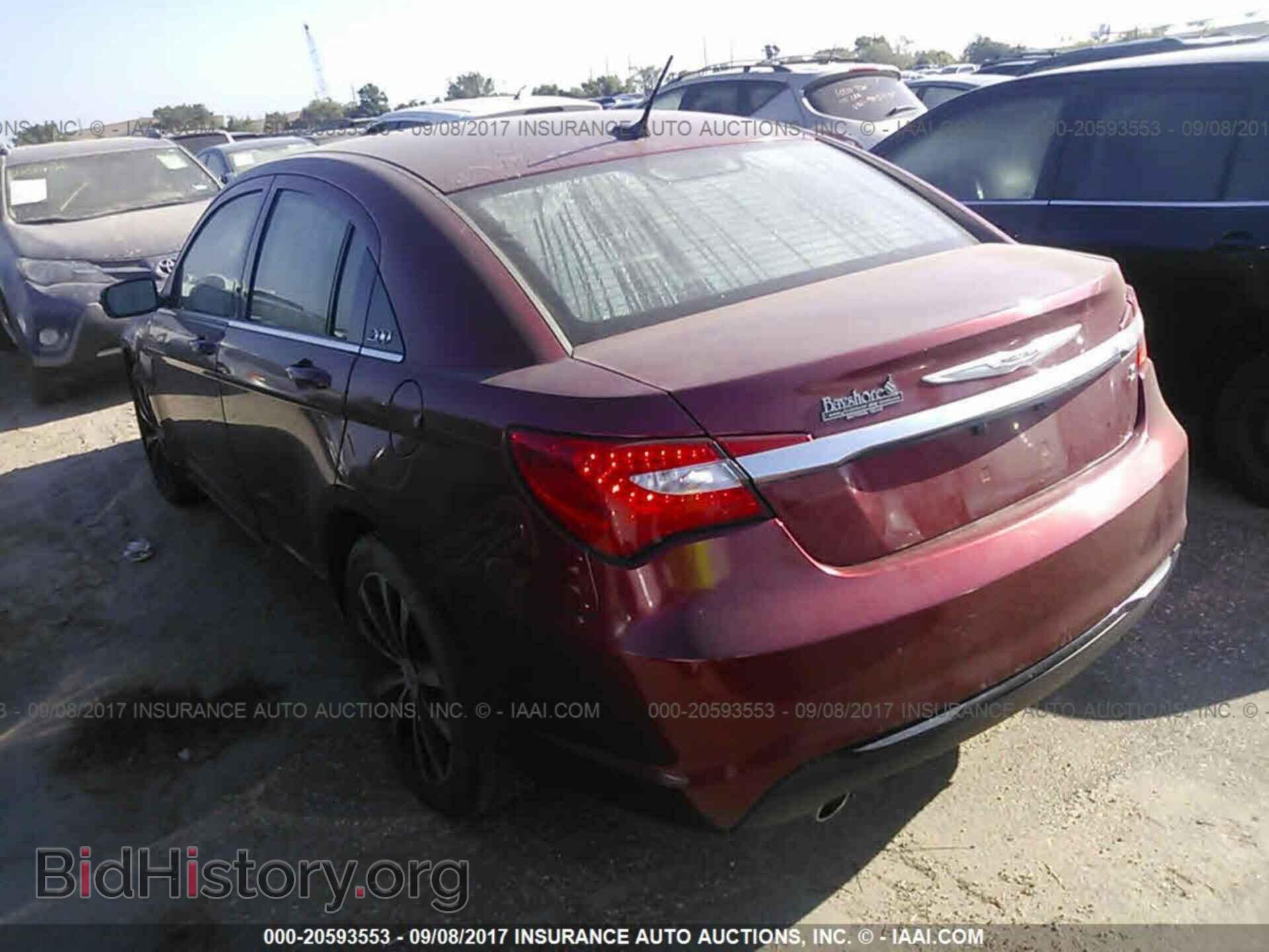 2013 Chrysler 200 - VIN: 1C3CCBBG4DN716908 - Фото 3