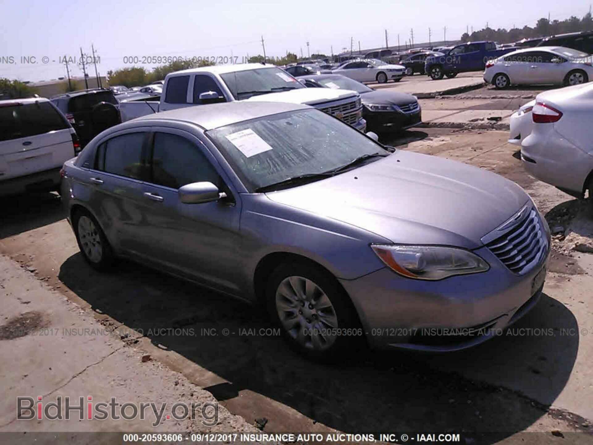 Фотография 1C3CCBAB1DN560431 - Chrysler 200 2013