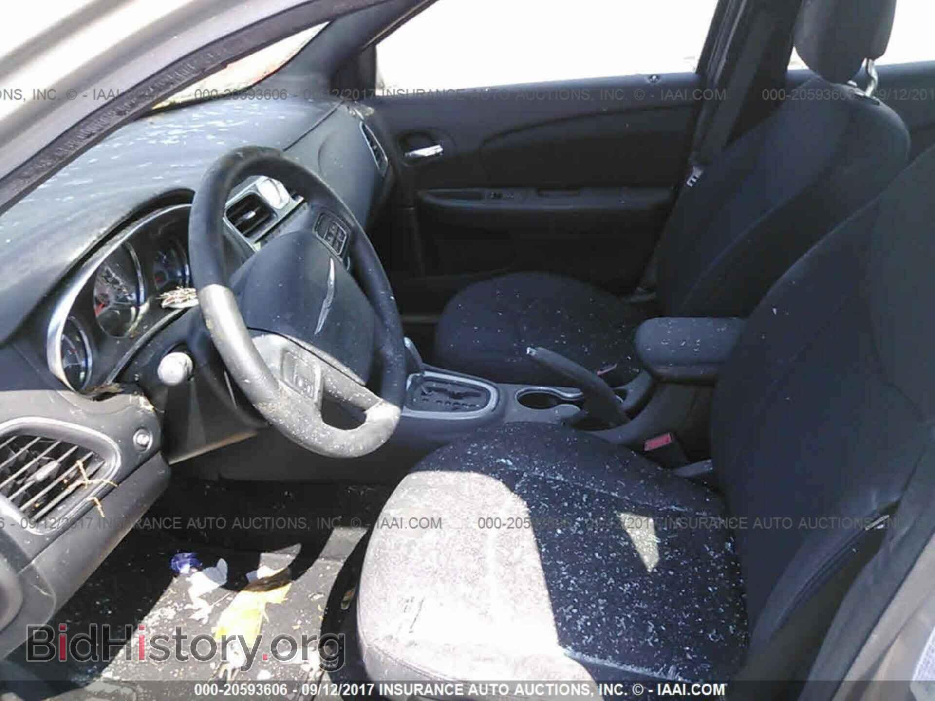 2013 Chrysler 200 - VIN: 1C3CCBAB1DN560431 - Photo 5