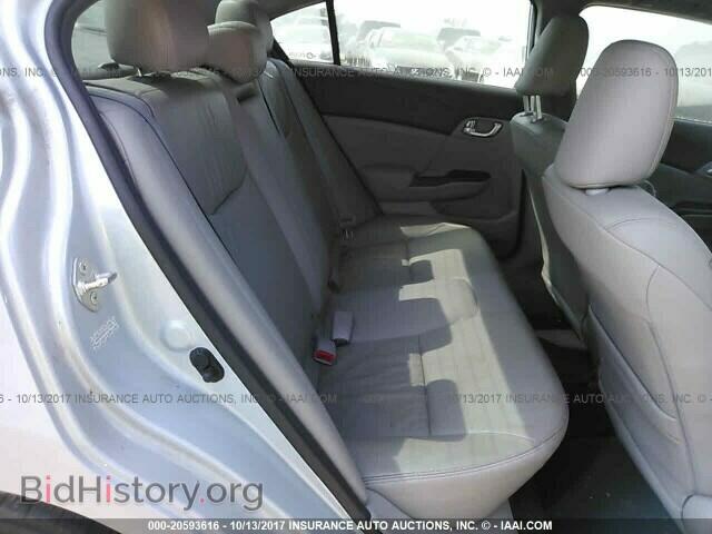 2012 Honda Civic - VIN: 2HGFB2F99CH517840 - Photo 8