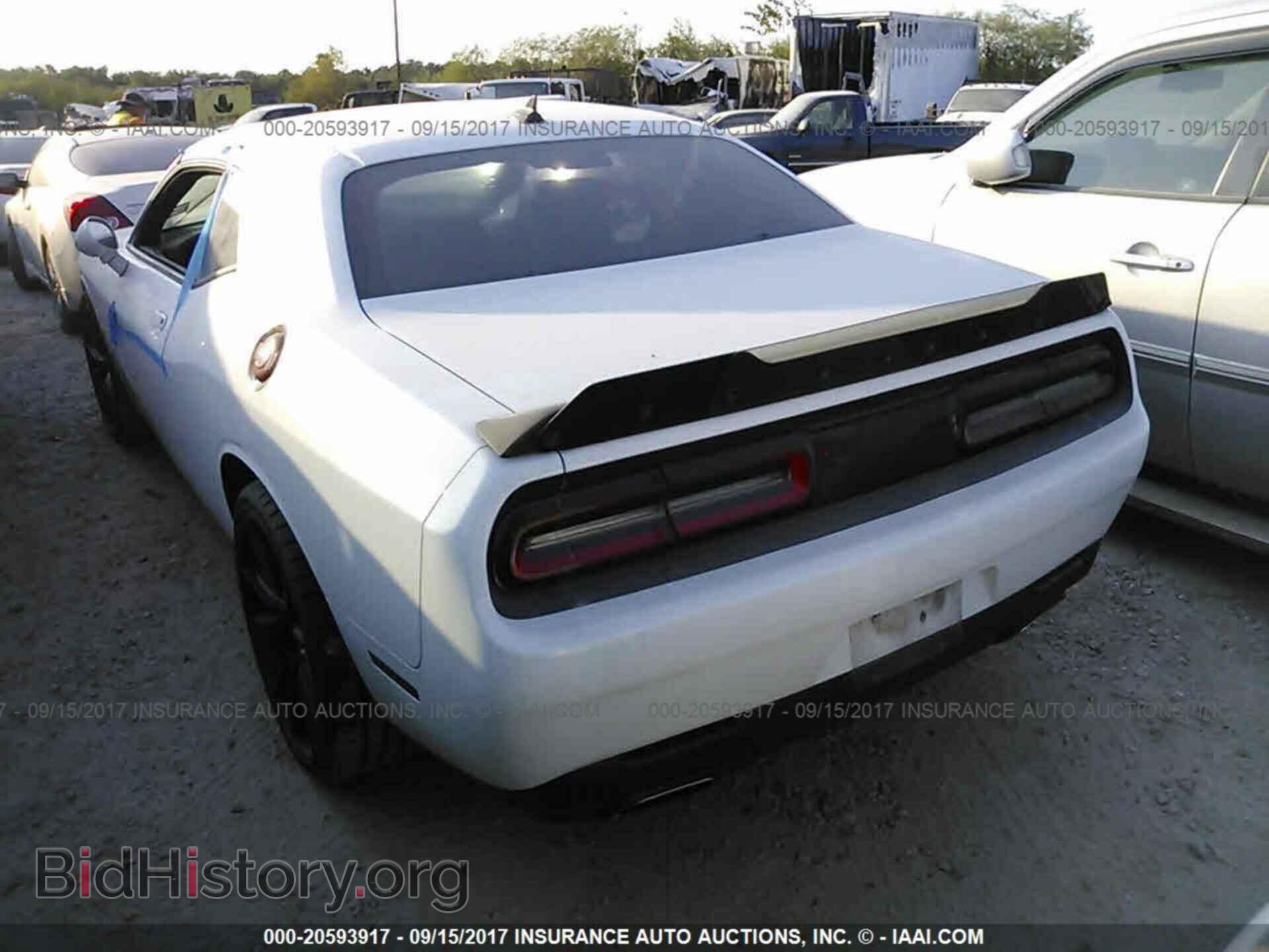 2015 Dodge Challenger - VIN: 2C3CDZAG2FH757766 - Photo 3