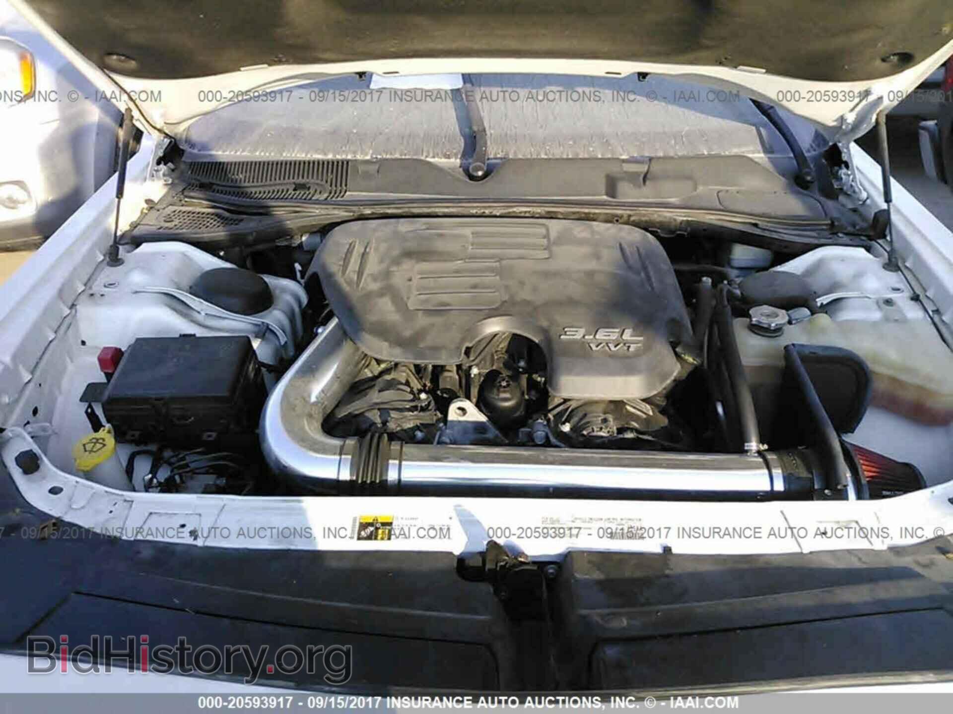 2015 Dodge Challenger - VIN: 2C3CDZAG2FH757766 - Photo 10