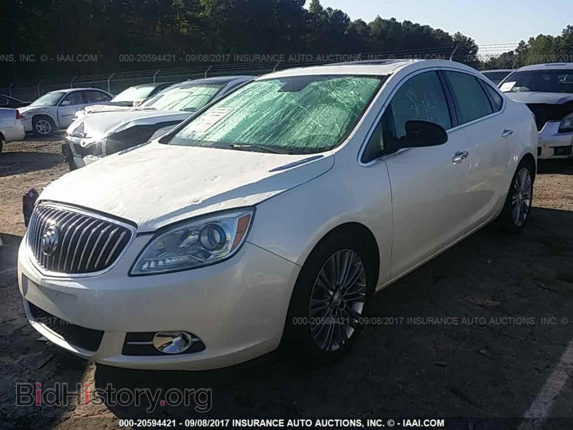 2013 Buick Verano - VIN: 1G4PS5SK8D4137119 - Photo 2