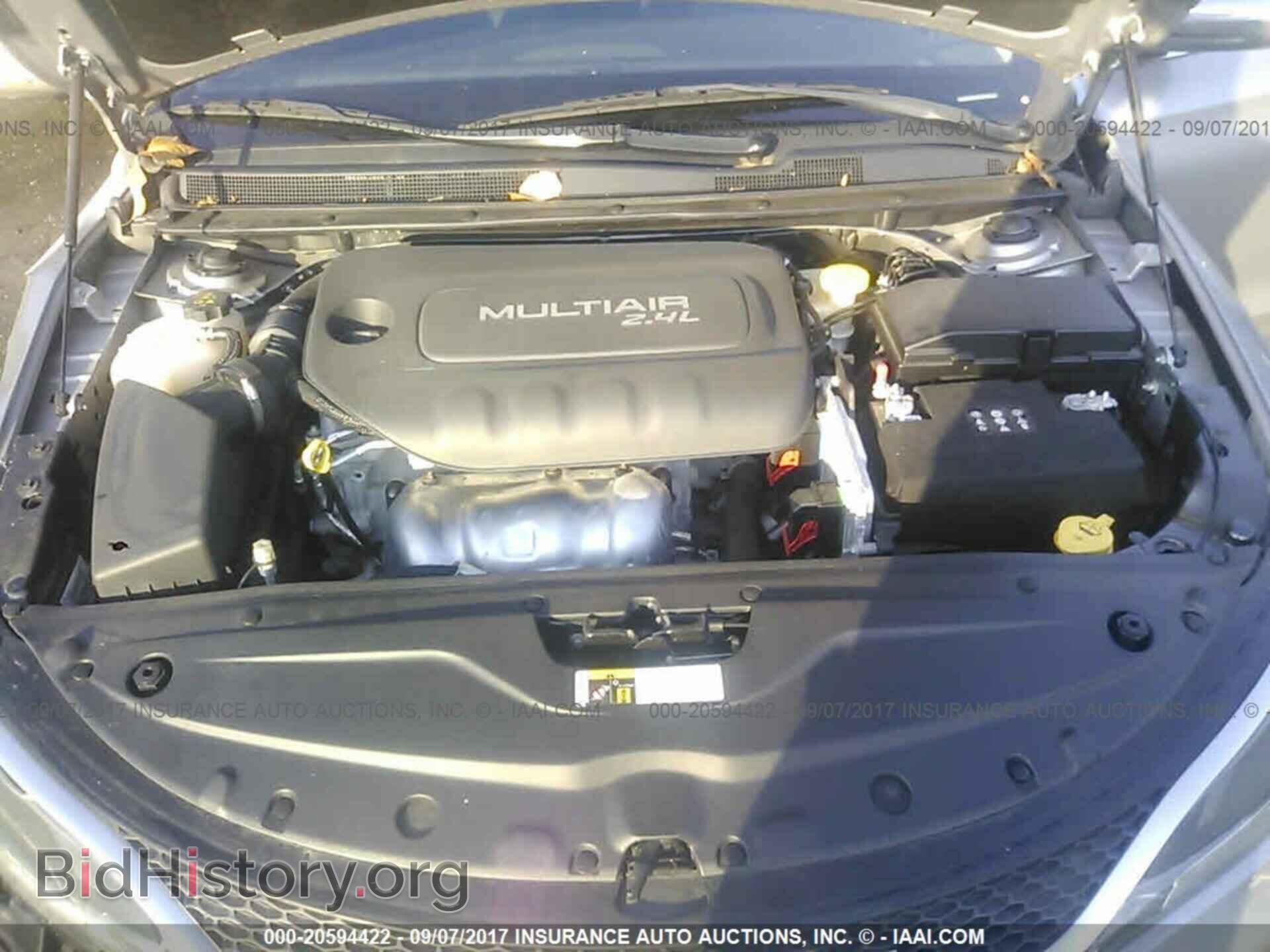 2015 Chrysler 200 - VIN: 1C3CCCAB9FN633280 - Photo 10