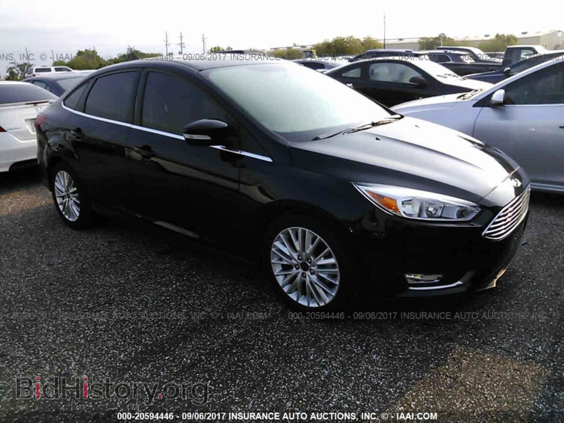 Photo 1FADP3J29GL378959 - Ford Focus 2016