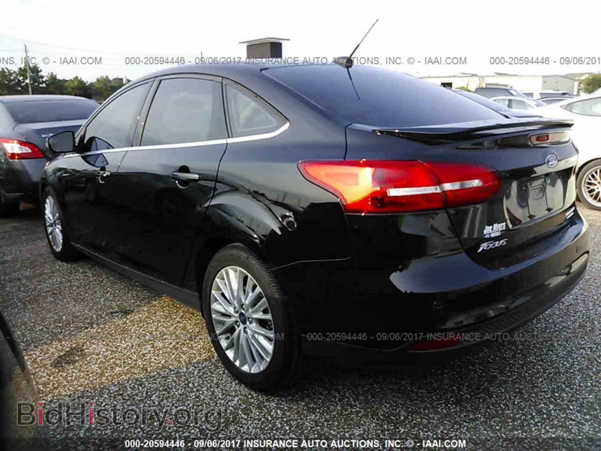 2016 Ford Focus - VIN: 1FADP3J29GL378959 - Фото 3