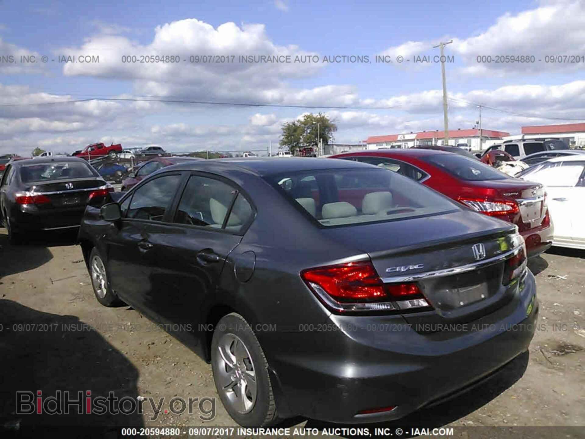 2013 Honda Civic - VIN: 19XFB2F54DE096666 - Photo 3
