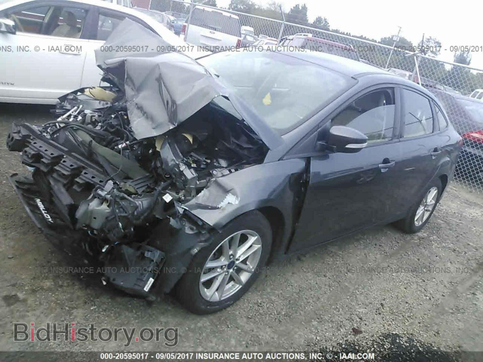 2016 Ford Focus - VIN: 1FADP3F21GL250465 - Фото 2