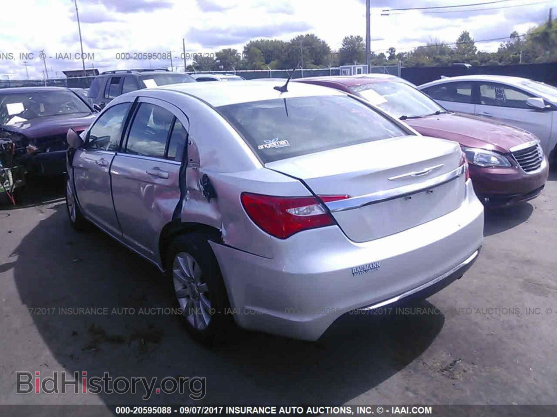 2012 Chrysler 200 - VIN: 1C3CCBBB3CN175711 - Photo 3